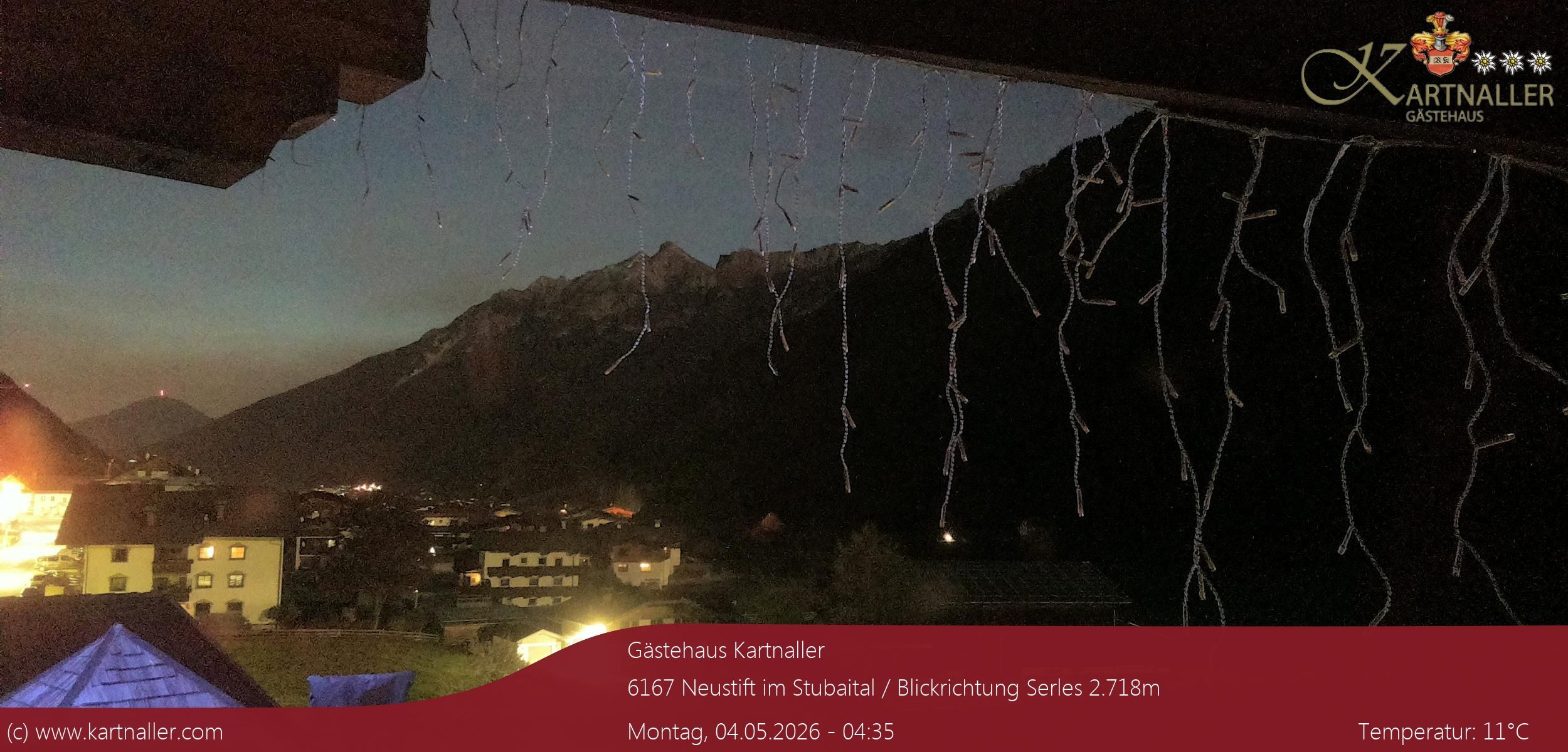 Archived image Webcam View to Neustift and Serles