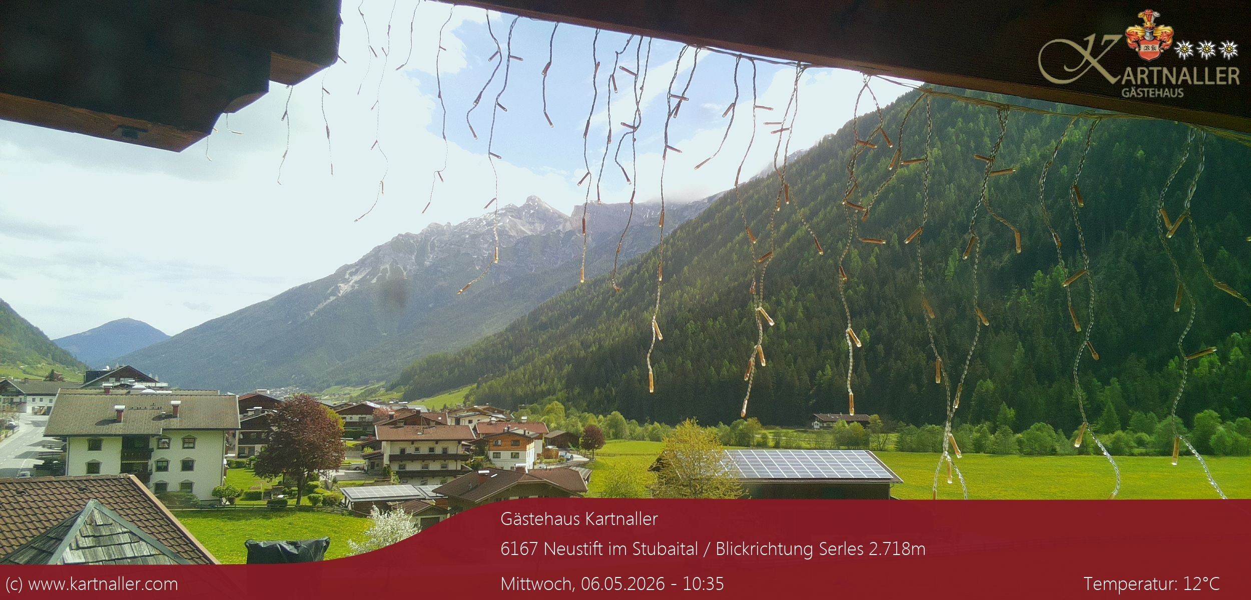 Archiv Foto Webcam Blick Neustift und Serles / Stubaital