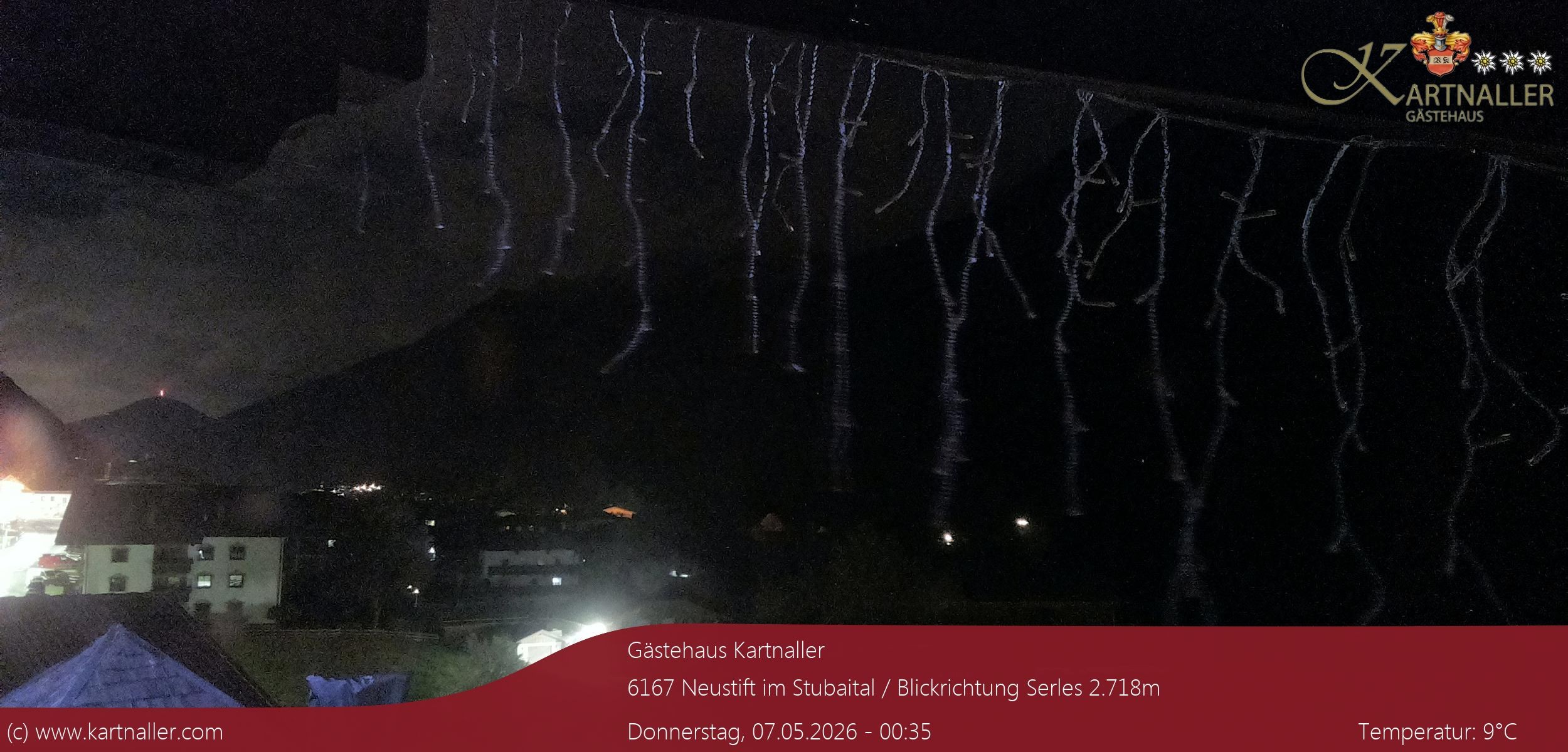 Archiv Foto Webcam Blick Neustift und Serles / Stubaital