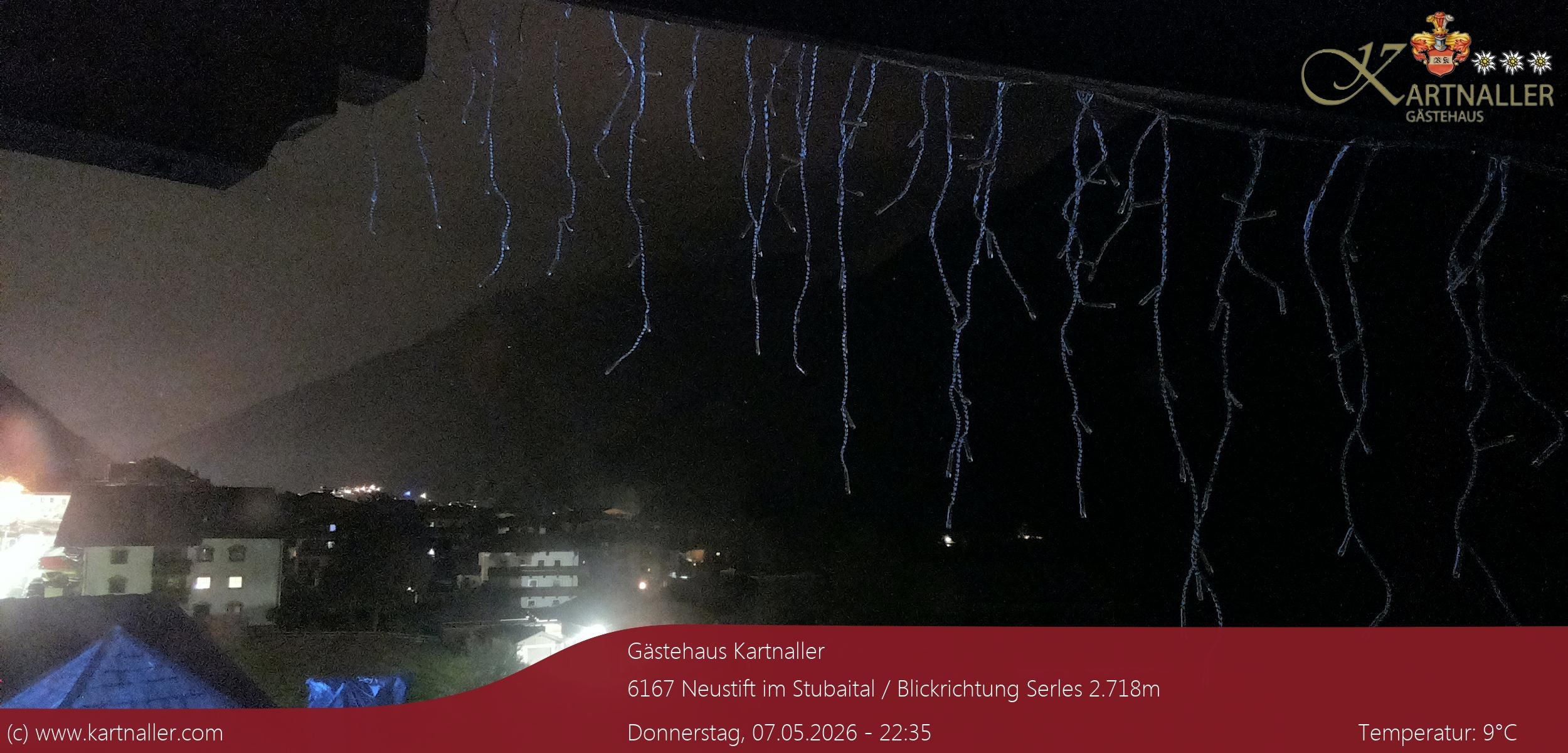Archiv Foto Webcam Blick Neustift und Serles / Stubaital