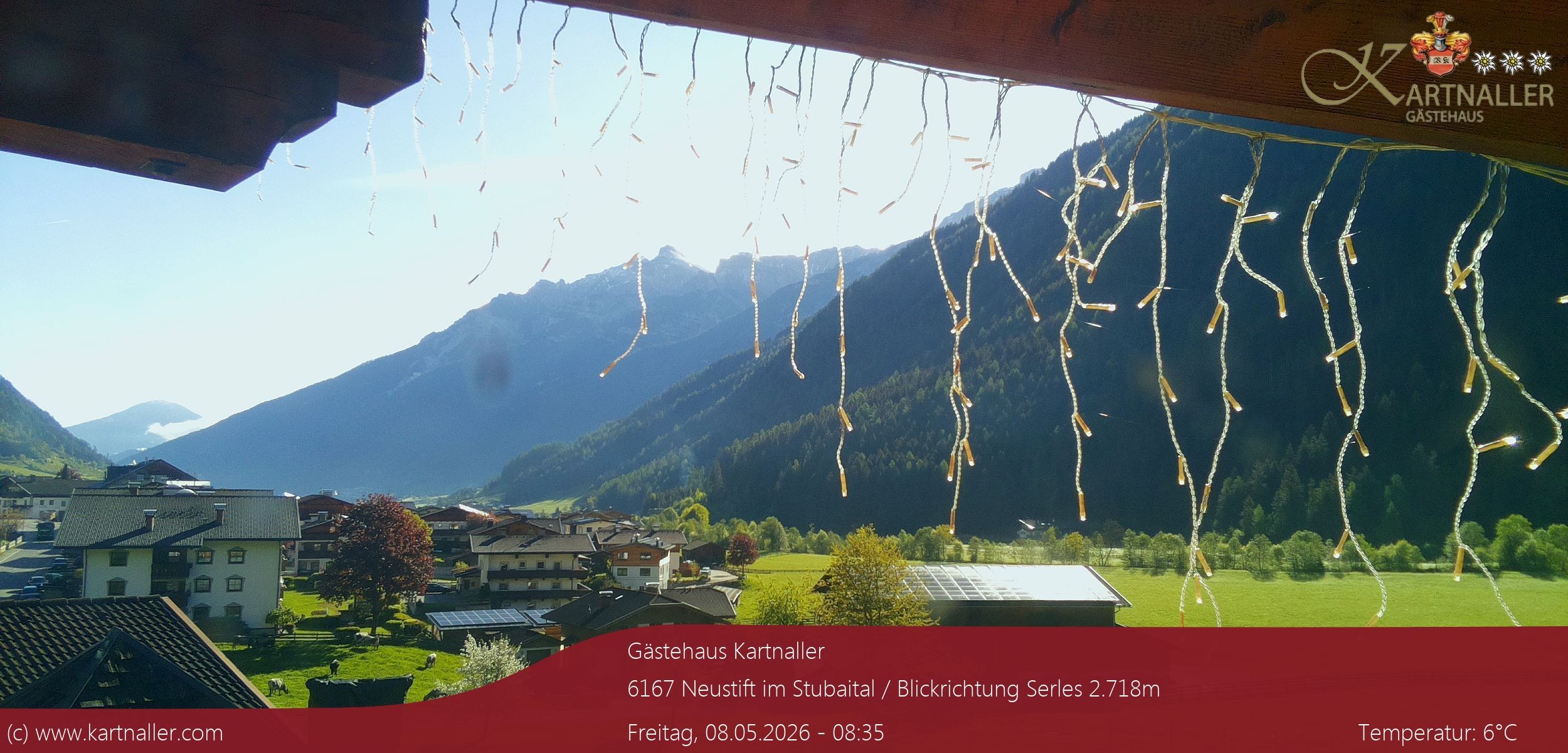 Archiv Foto Webcam Blick Neustift und Serles / Stubaital