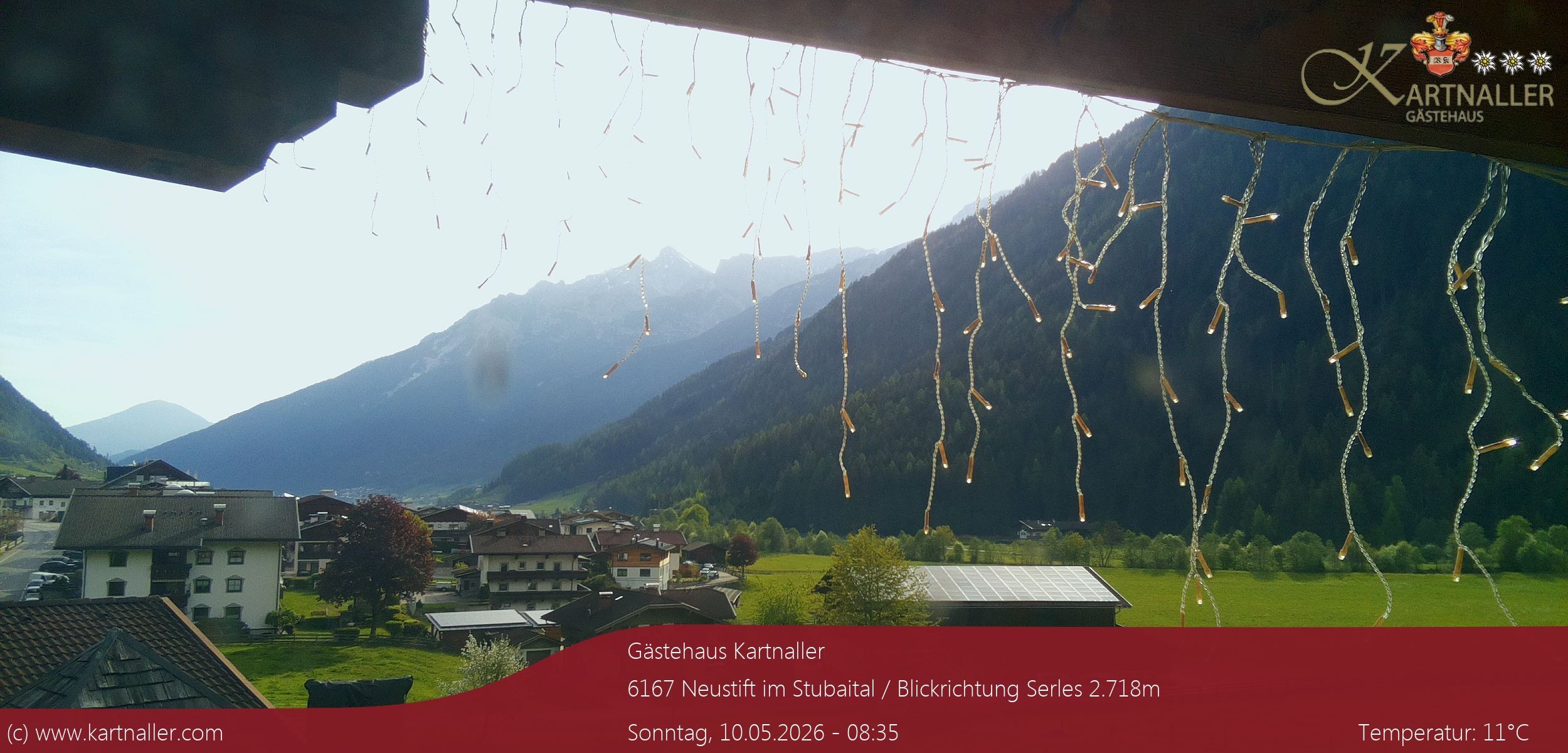 Archived image Webcam View to Neustift and Serles