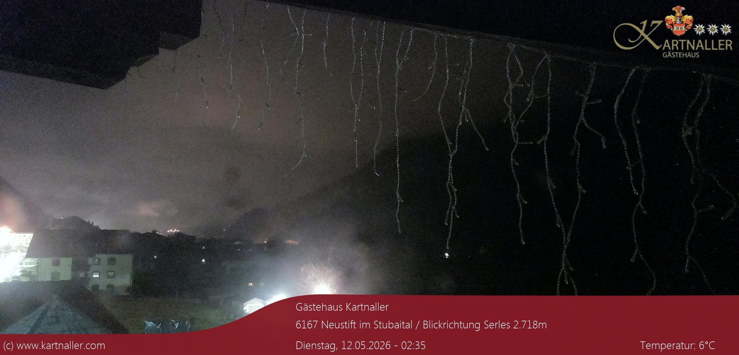 Archiv Foto Webcam Blick Neustift und Serles / Stubaital