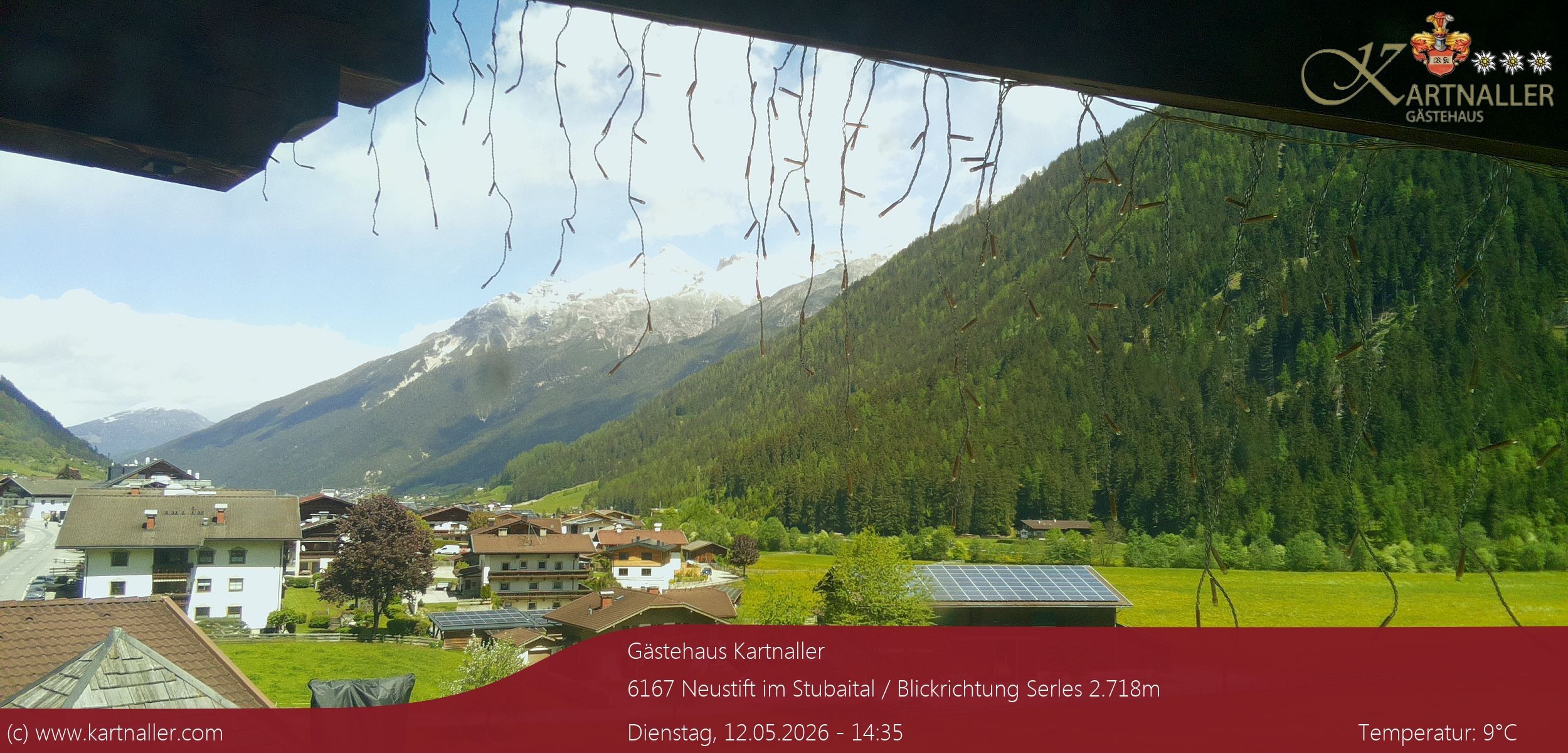 Archiv Foto Webcam Blick Neustift und Serles / Stubaital