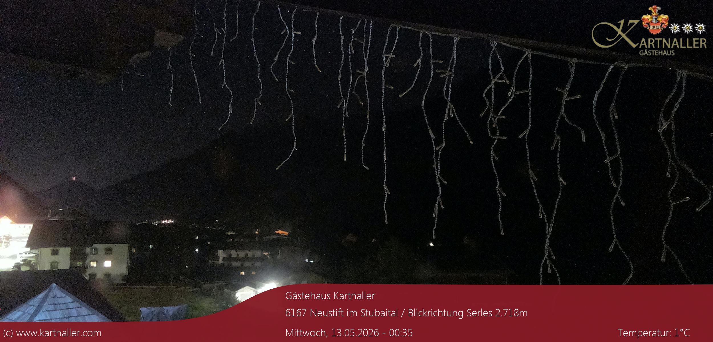 Archiv Foto Webcam Blick Neustift und Serles / Stubaital