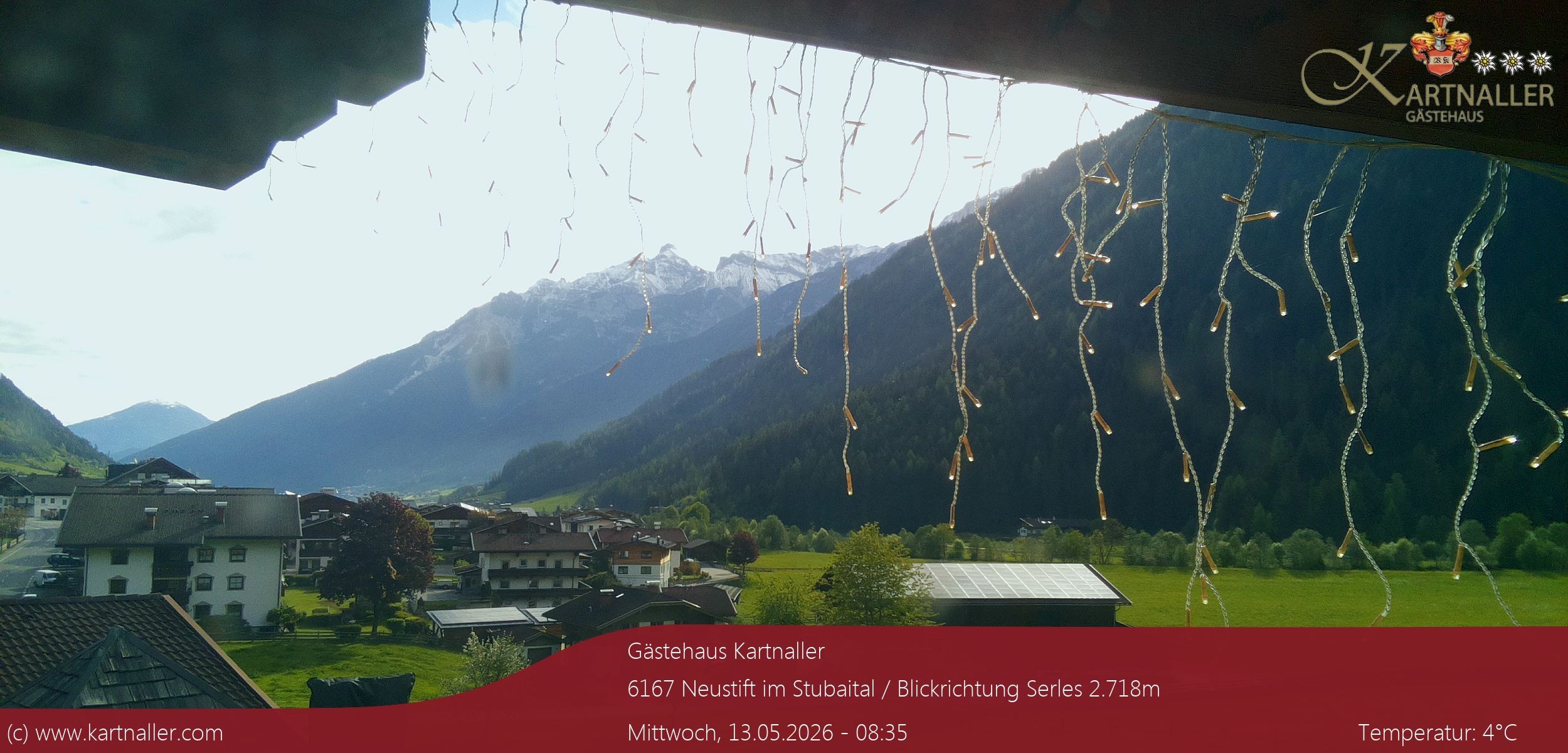 Archiv Foto Webcam Blick Neustift und Serles / Stubaital