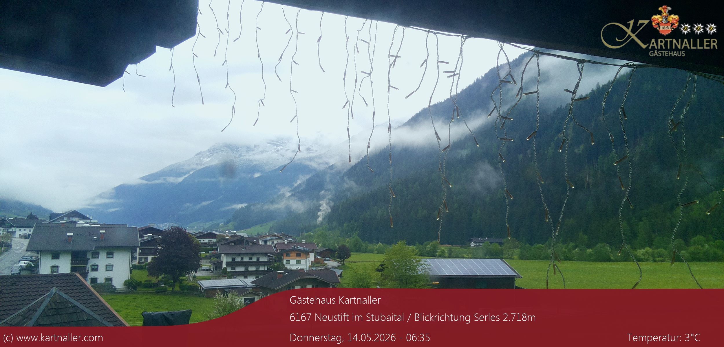 Archiv Foto Webcam Blick Neustift und Serles / Stubaital