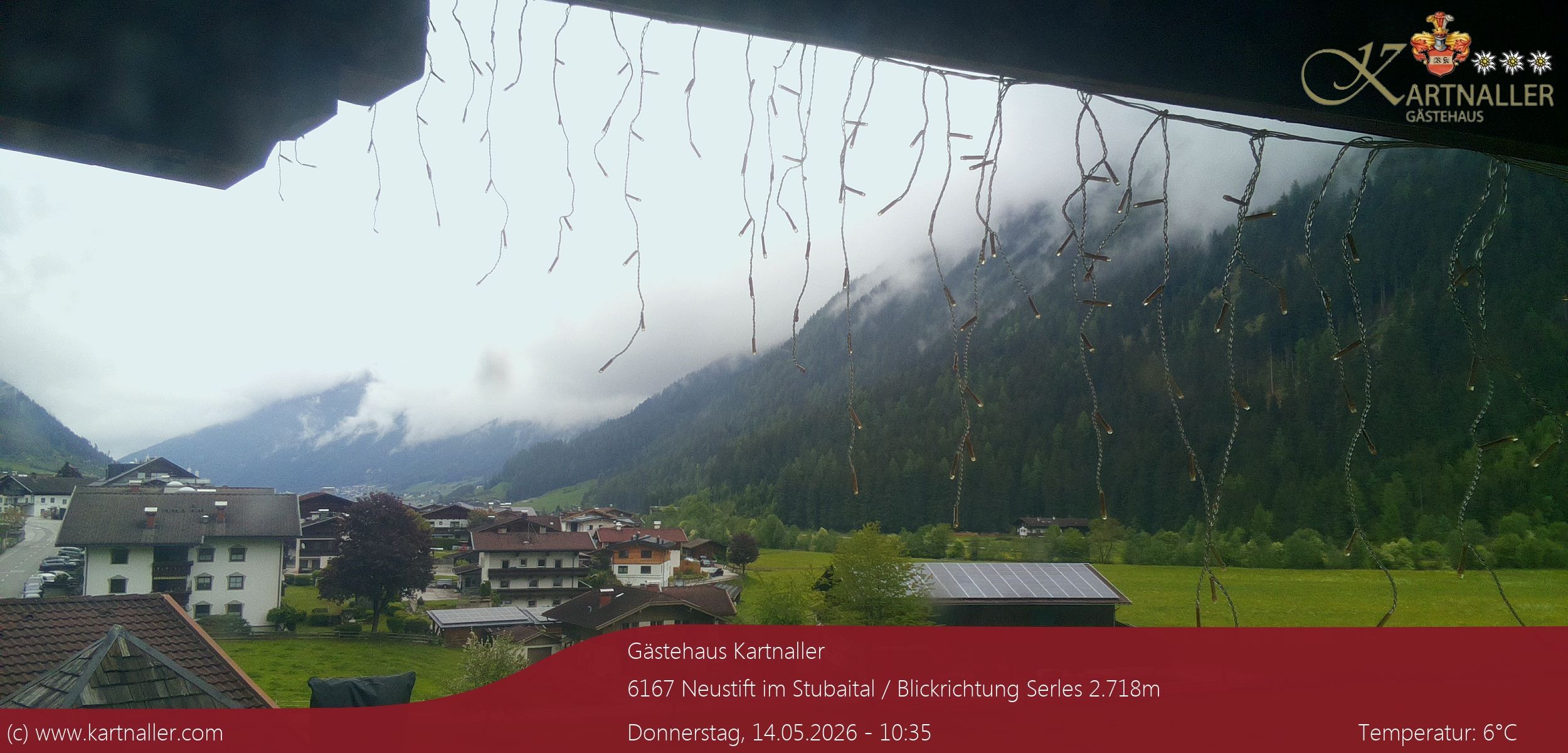 Archiv Foto Webcam Blick Neustift und Serles / Stubaital