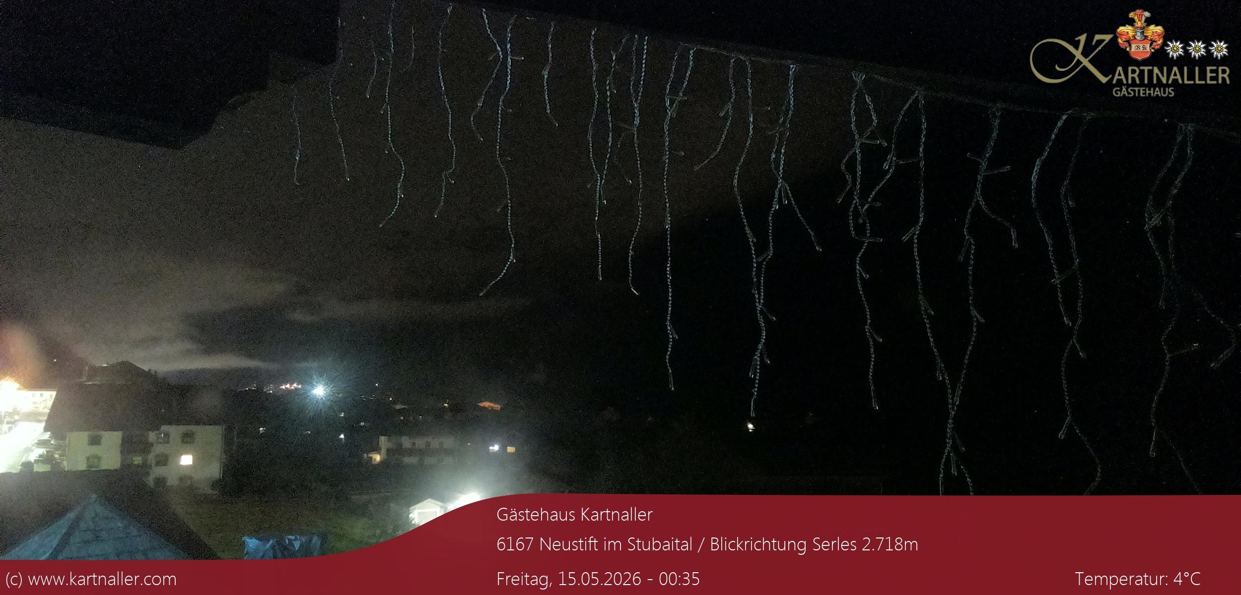 Archiv Foto Webcam Blick Neustift und Serles / Stubaital