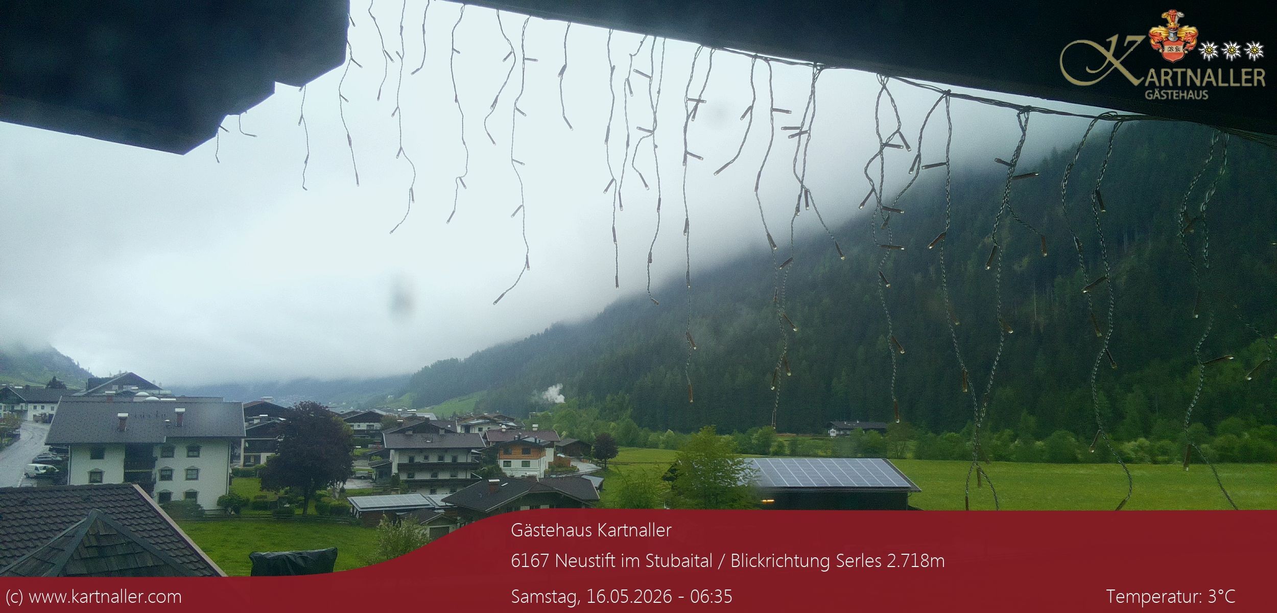 Archiv Foto Webcam Blick Neustift und Serles / Stubaital