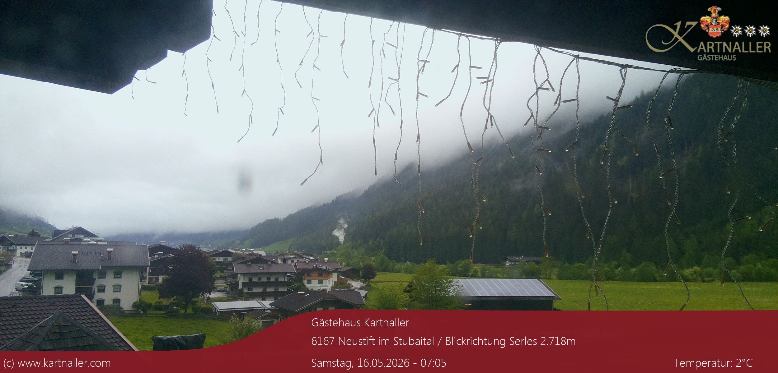 Archiv Foto Webcam Blick Neustift und Serles / Stubaital