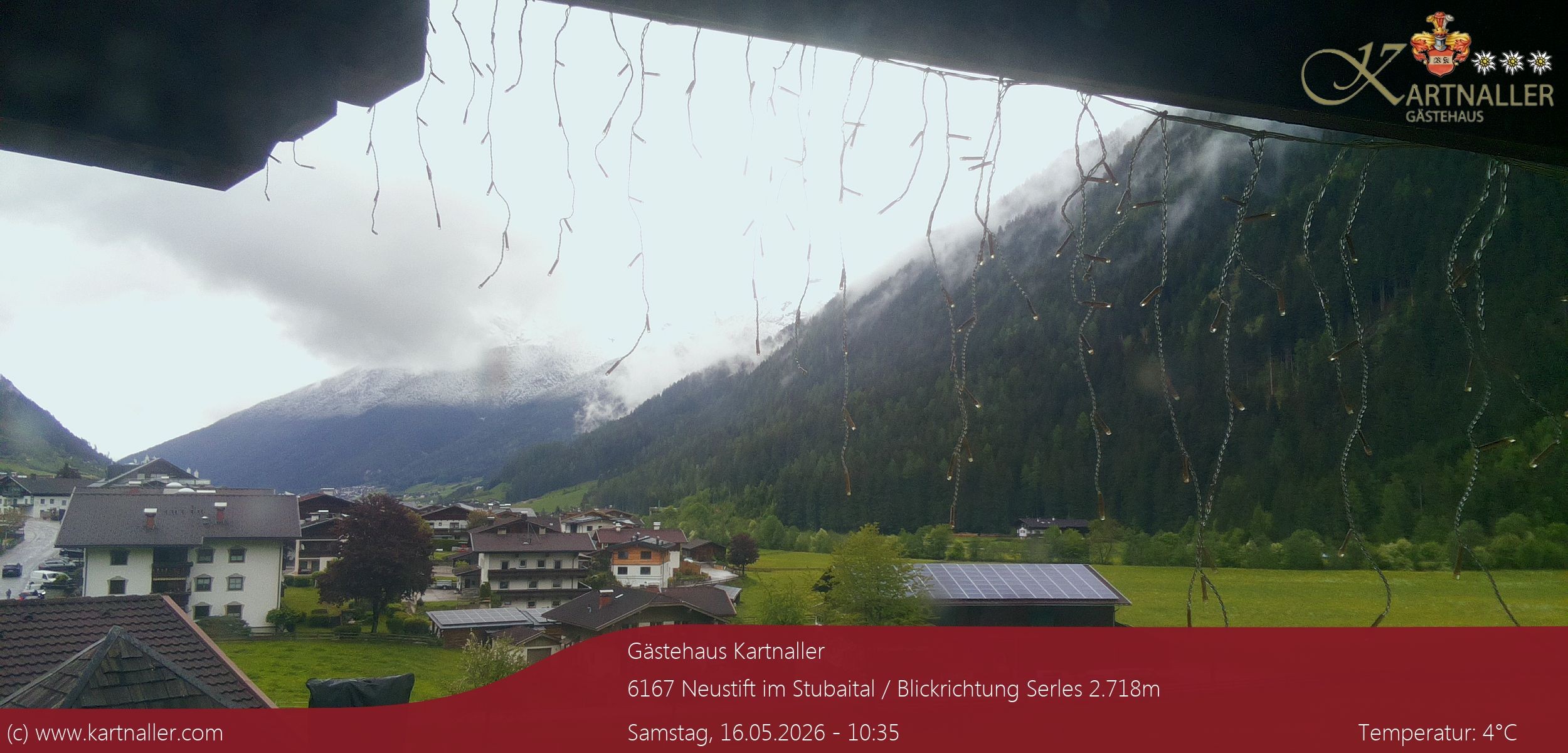 Archived image Webcam View to Neustift and Serles