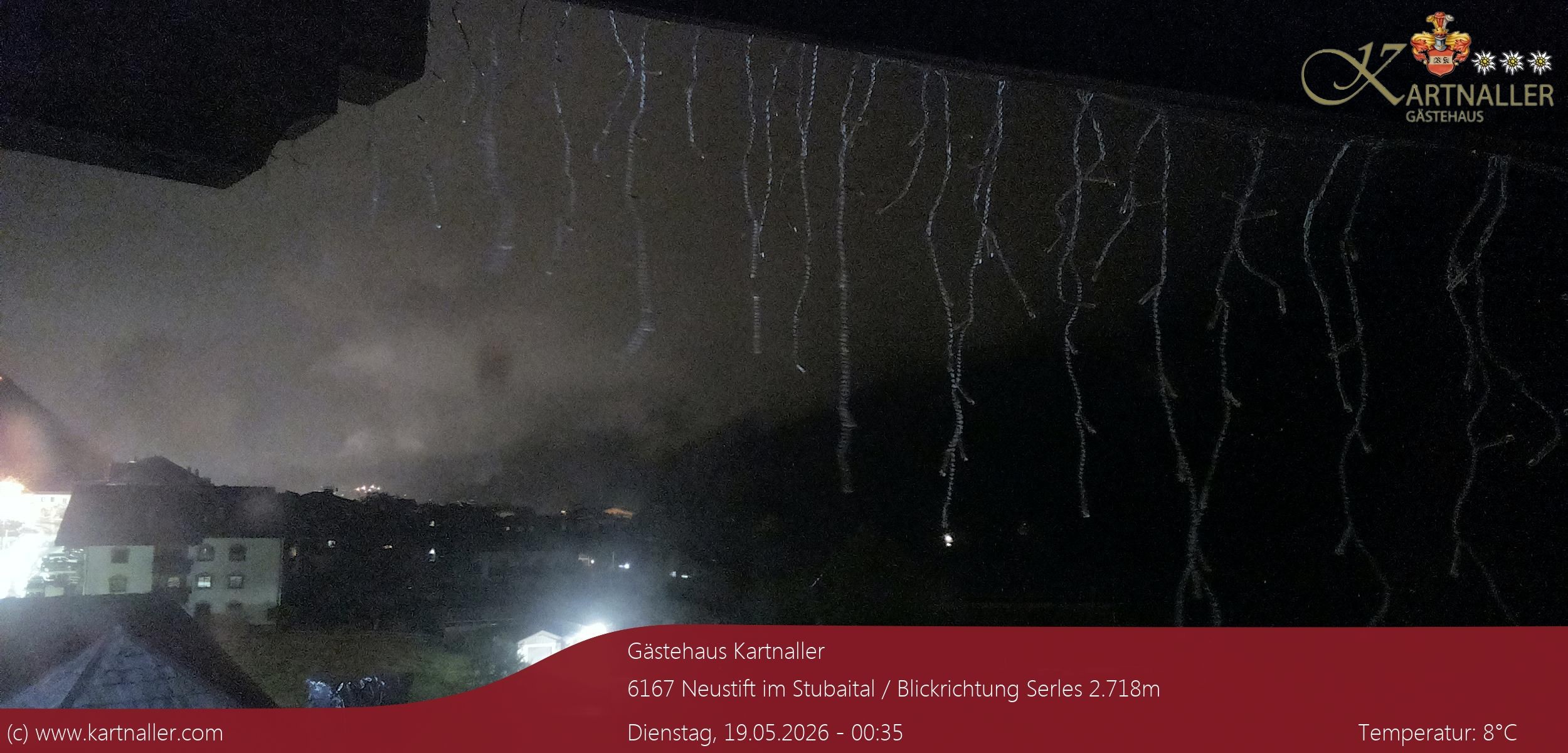Archiv Foto Webcam Blick Neustift und Serles / Stubaital