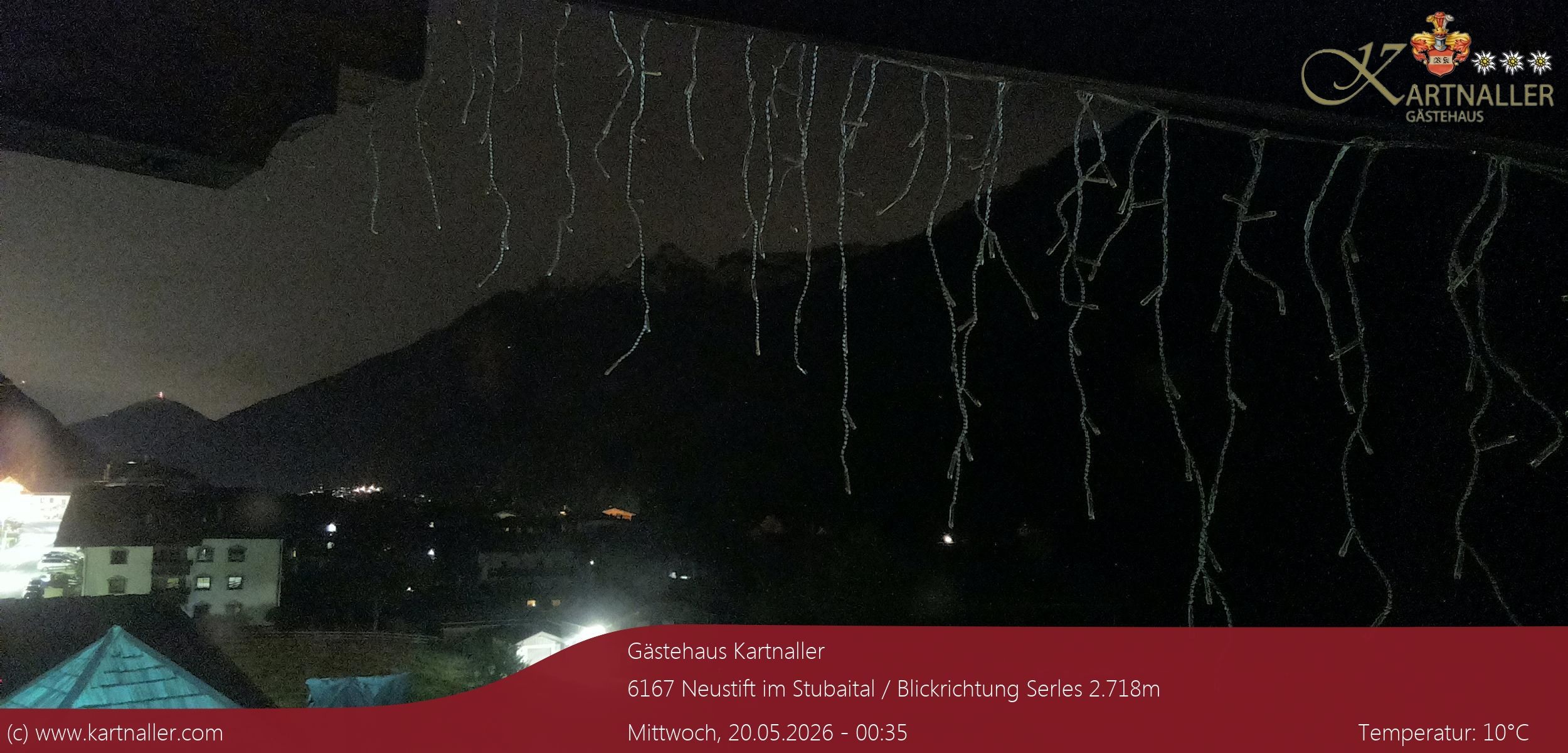 Archived image Webcam View to Neustift and Serles