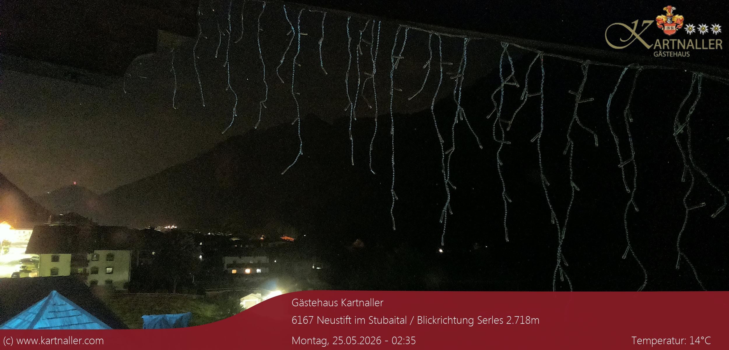 Archiv Foto Webcam Blick Neustift und Serles / Stubaital