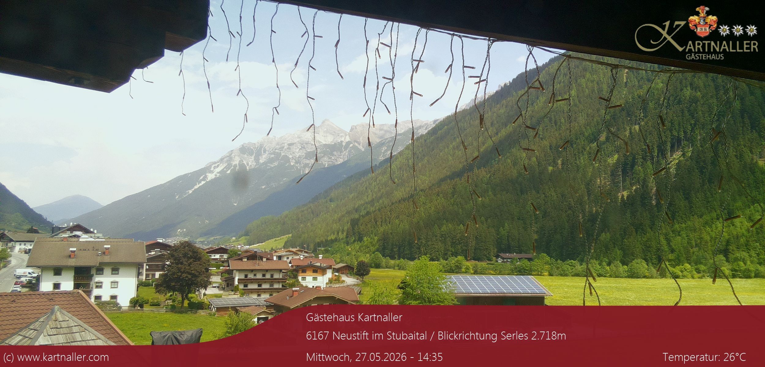 Archived image Webcam View to Neustift and Serles