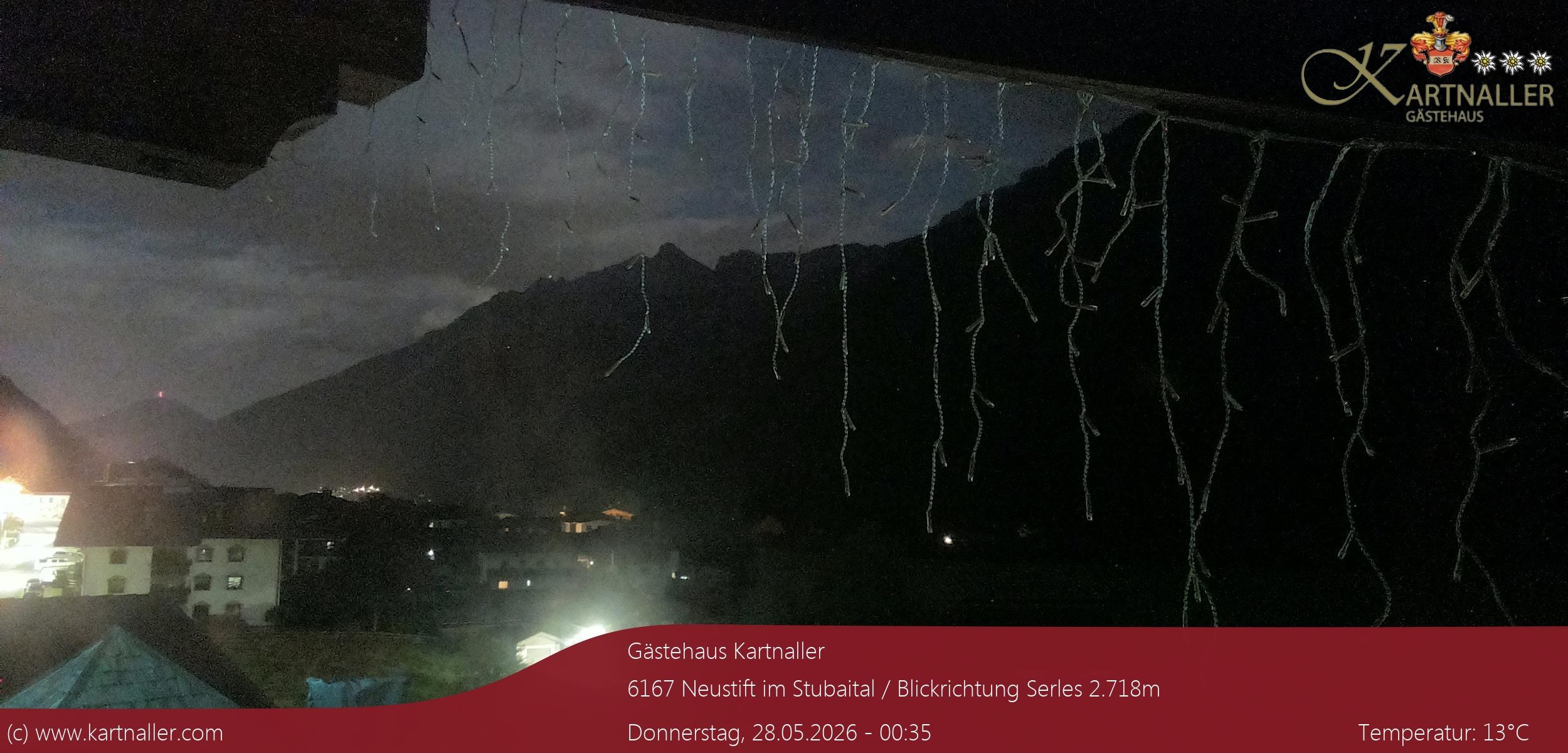 Archiv Foto Webcam Blick Neustift und Serles / Stubaital