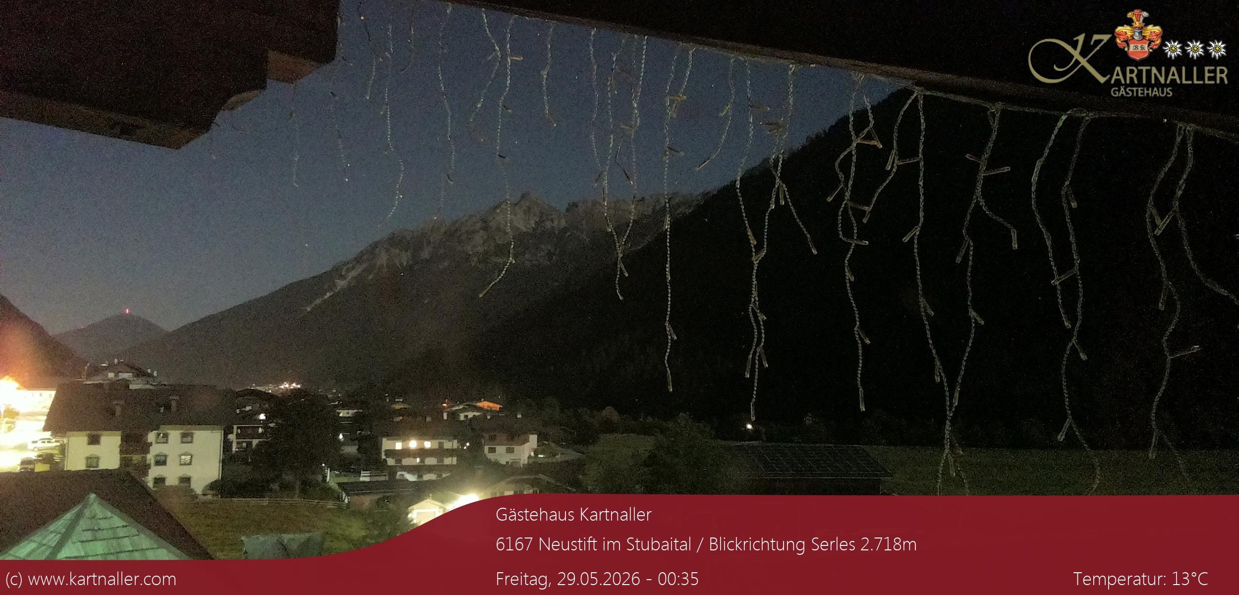 Archived image Webcam View to Neustift and Serles