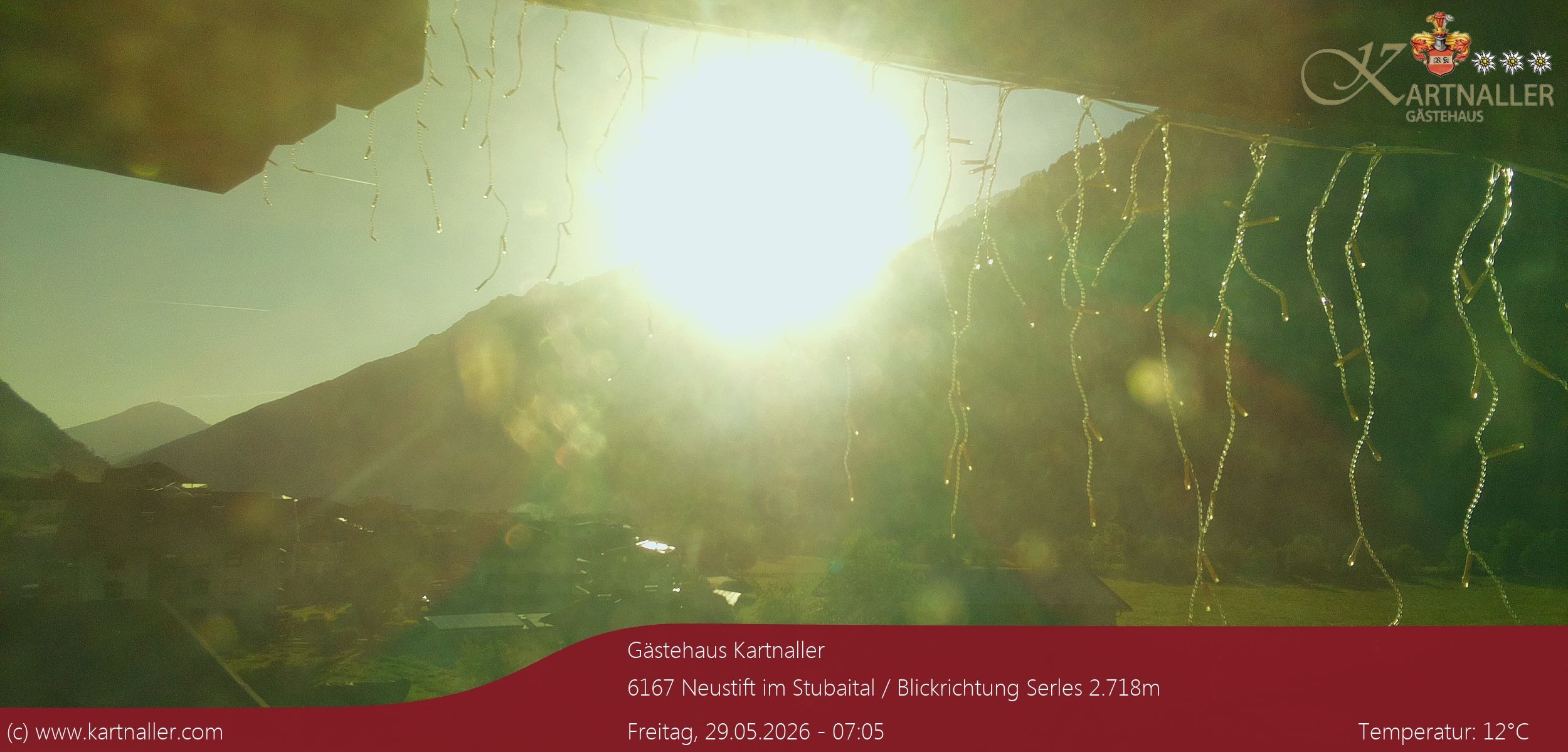 Archived image Webcam View to Neustift and Serles