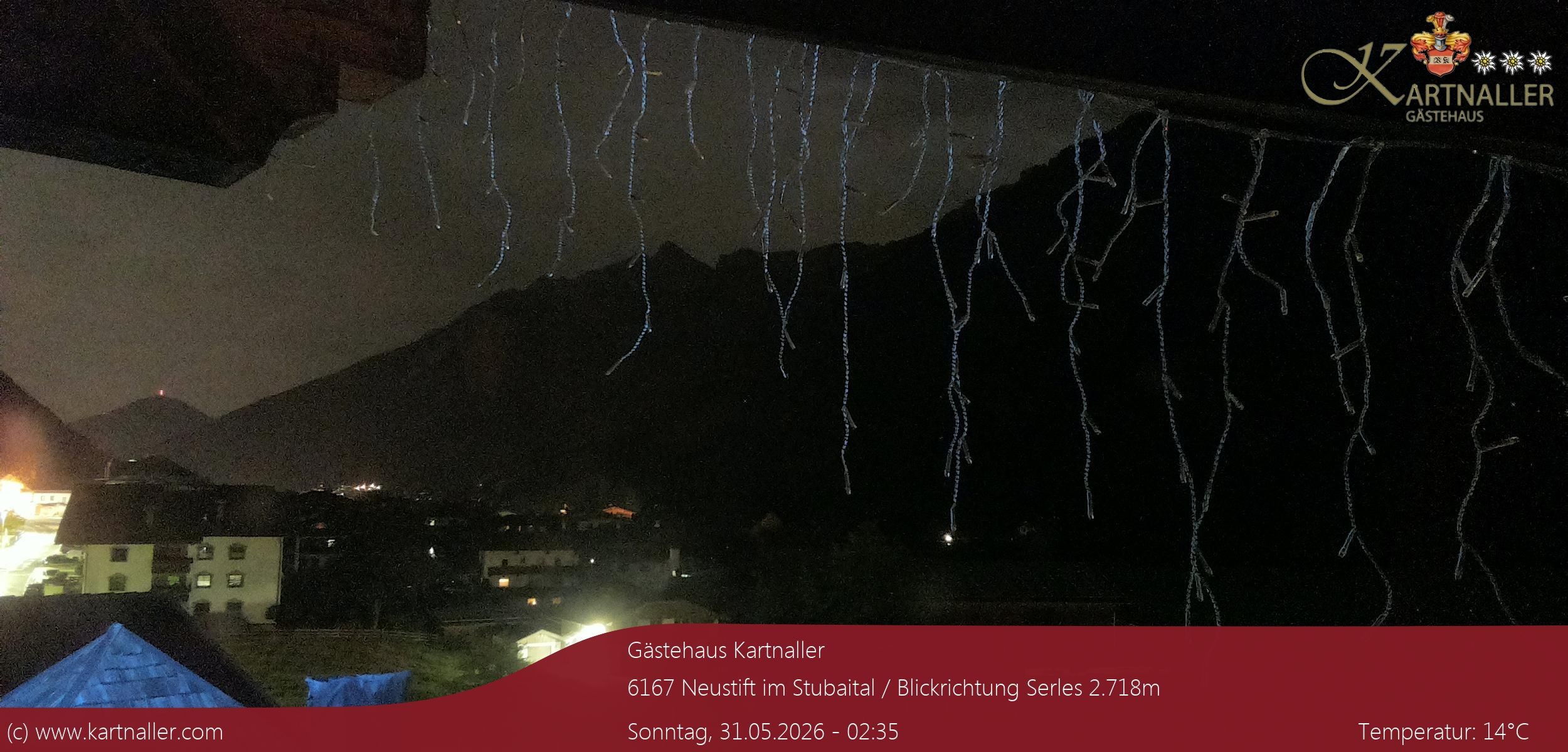 Archiv Foto Webcam Blick Neustift und Serles / Stubaital