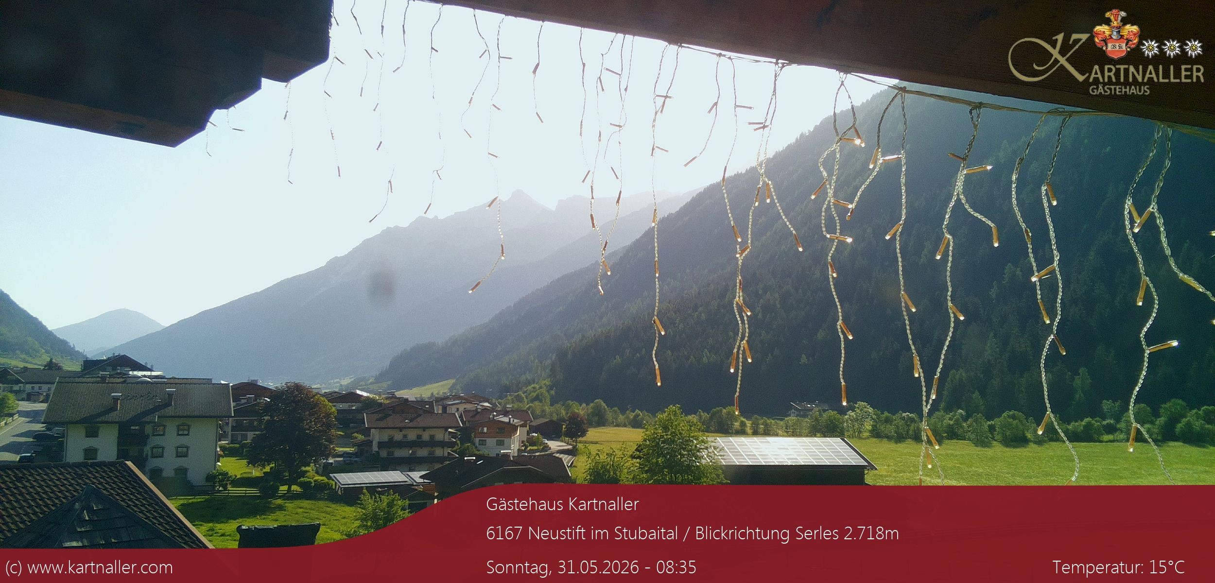 Archiv Foto Webcam Blick Neustift und Serles / Stubaital