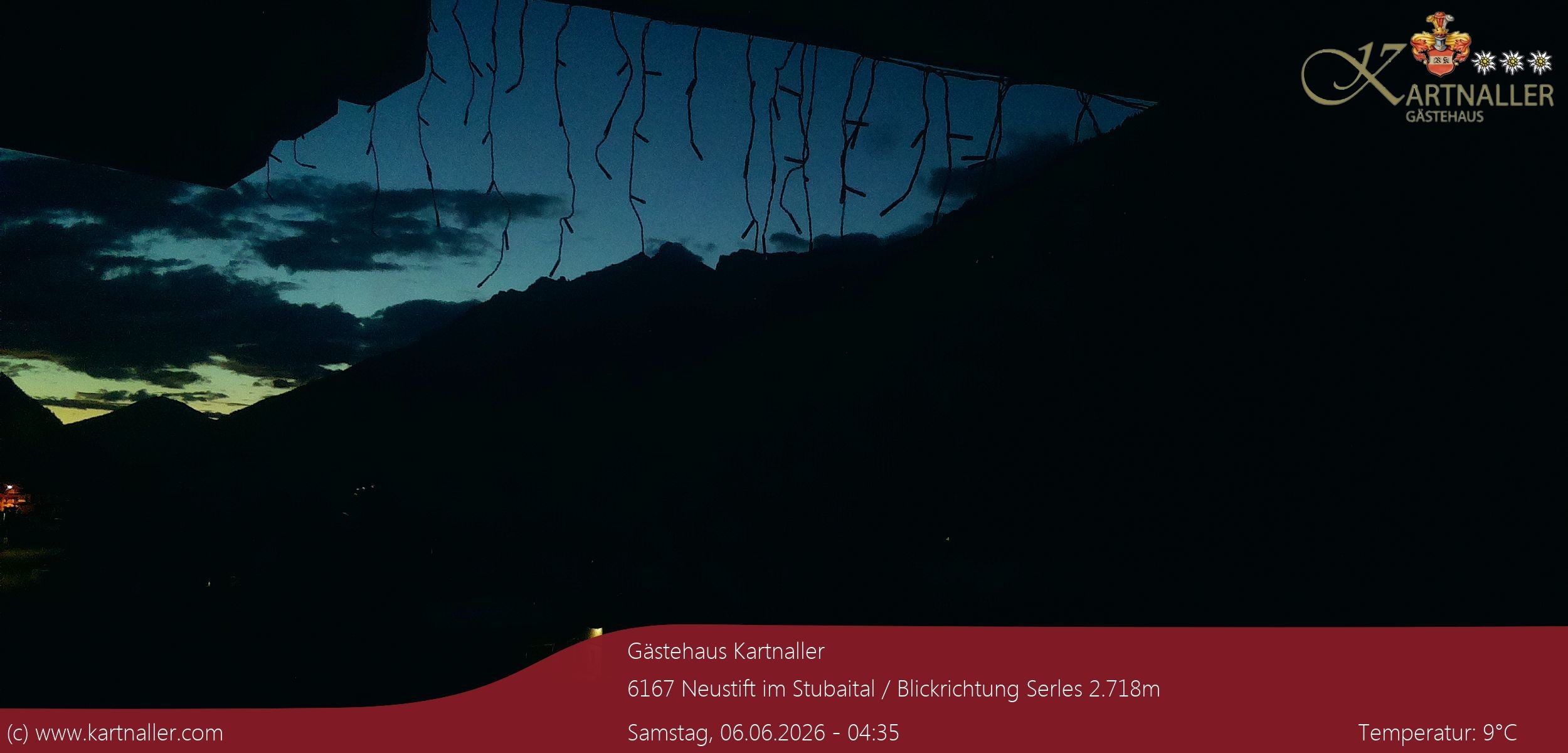 Archived image Webcam View to Neustift and Serles