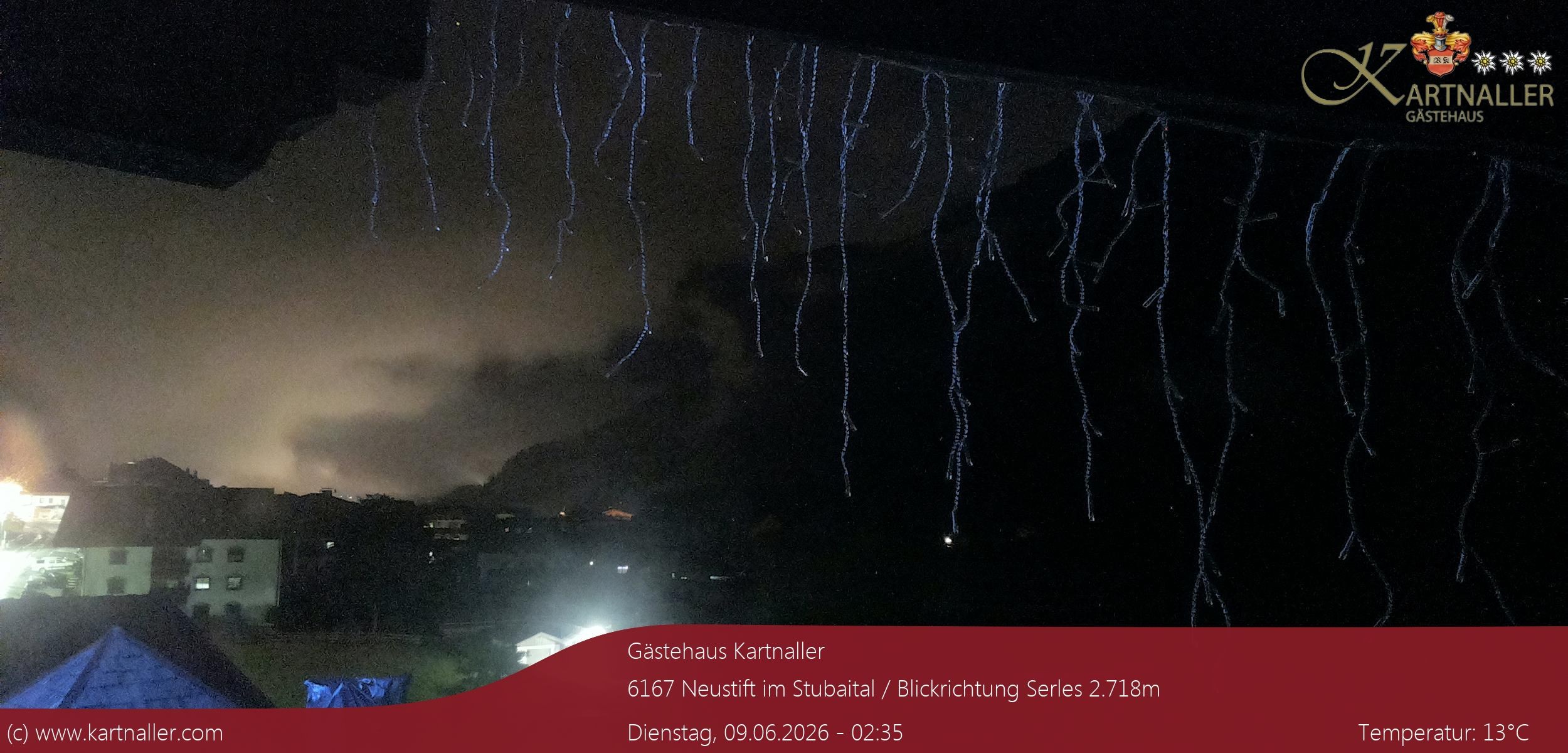 Archiv Foto Webcam Blick Neustift und Serles / Stubaital