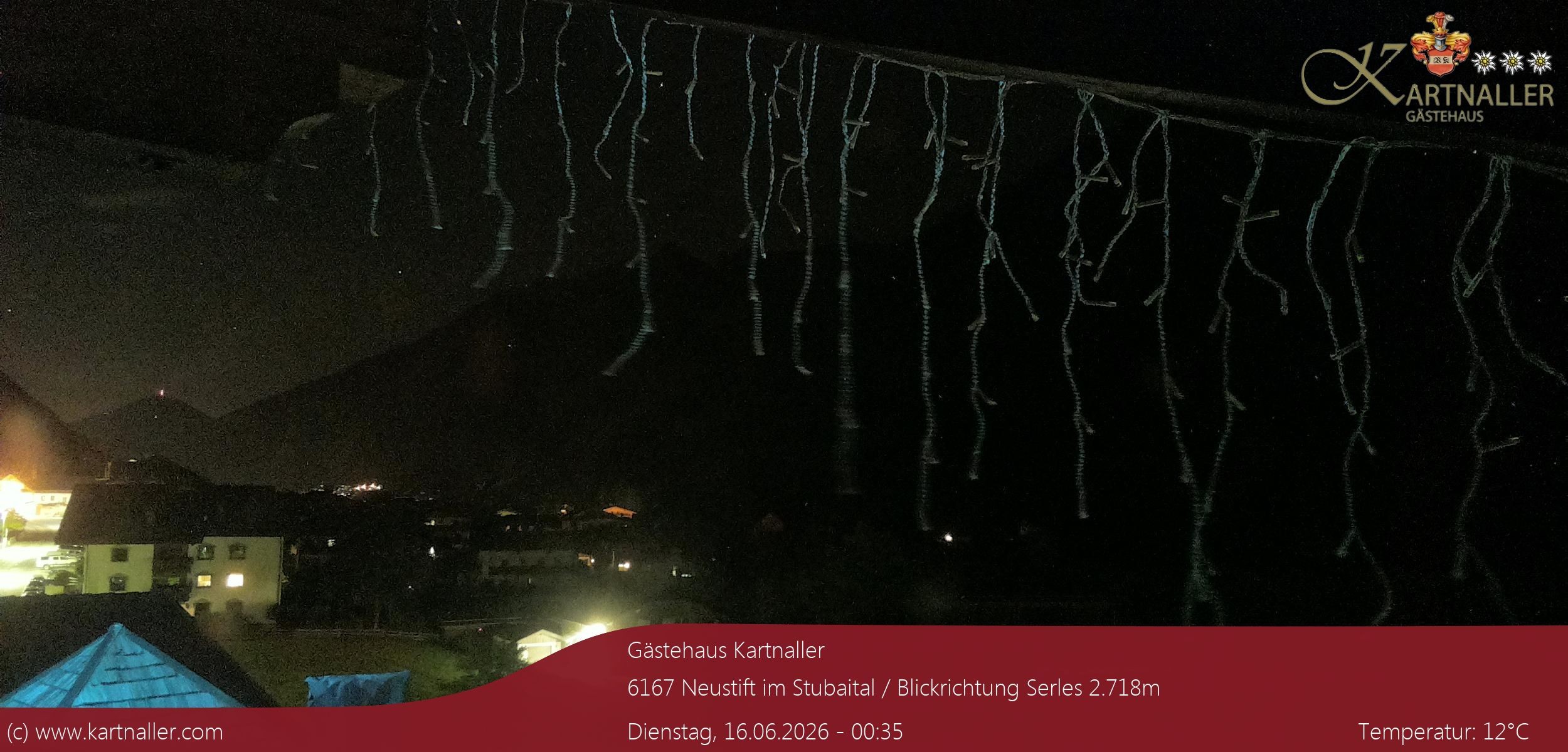 Archiv Foto Webcam Blick Neustift und Serles / Stubaital