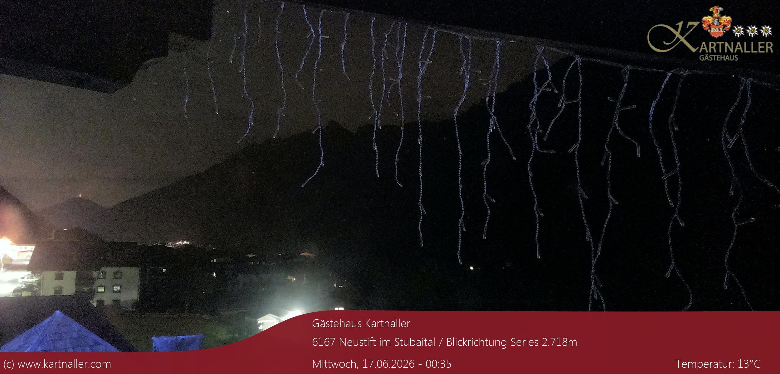 Archiv Foto Webcam Blick Neustift und Serles / Stubaital