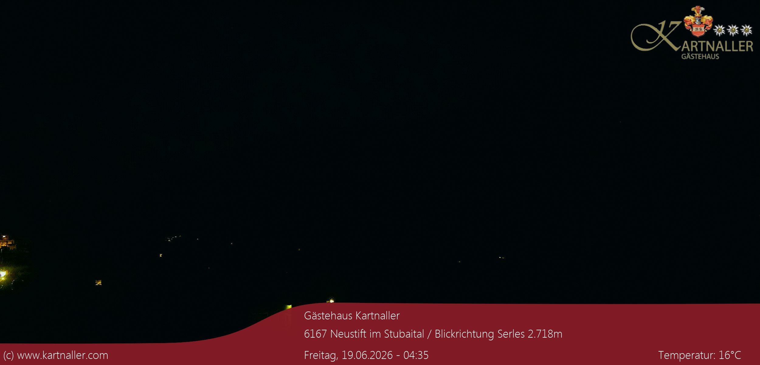 Archiv Foto Webcam Blick Neustift und Serles / Stubaital