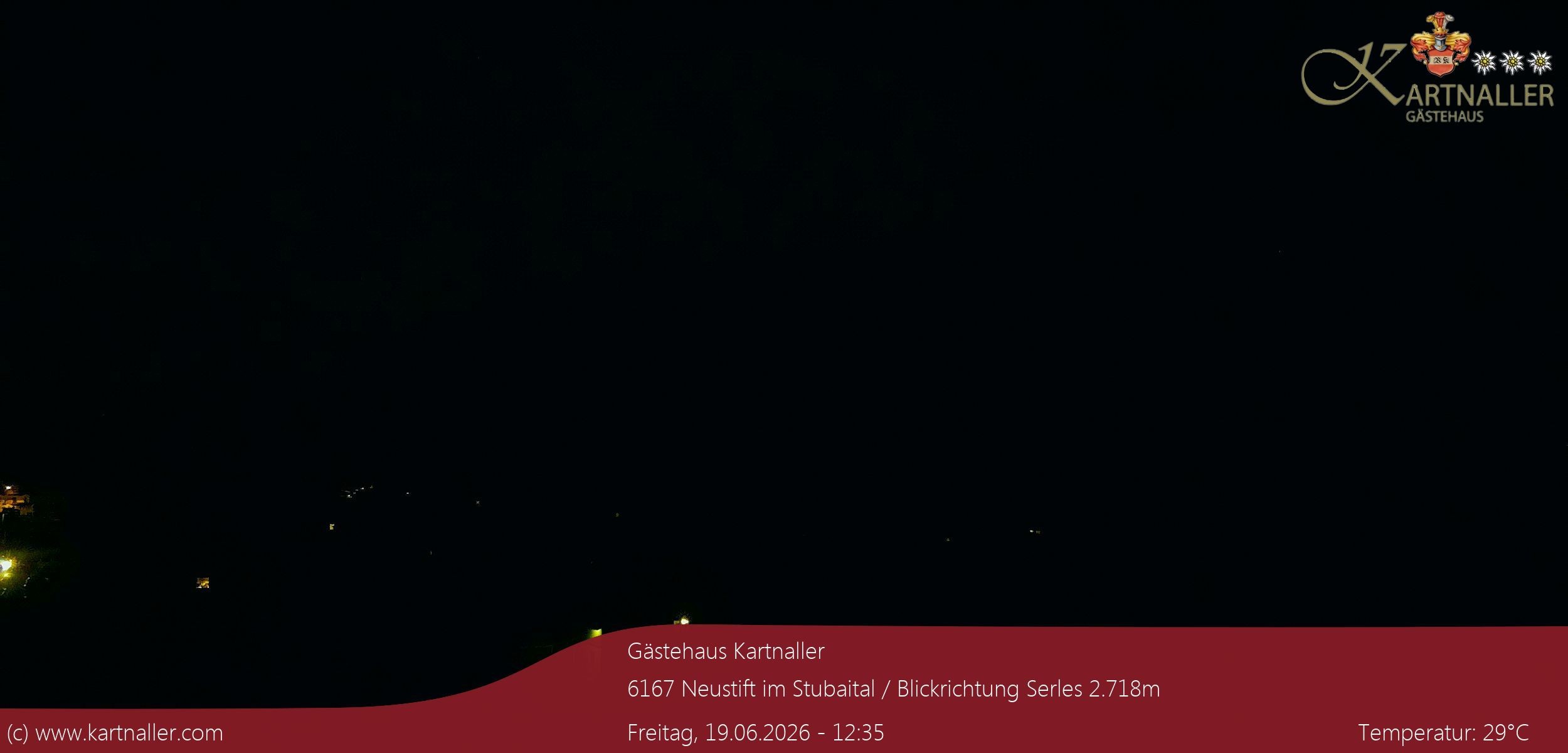 Archiv Foto Webcam Blick Neustift und Serles / Stubaital