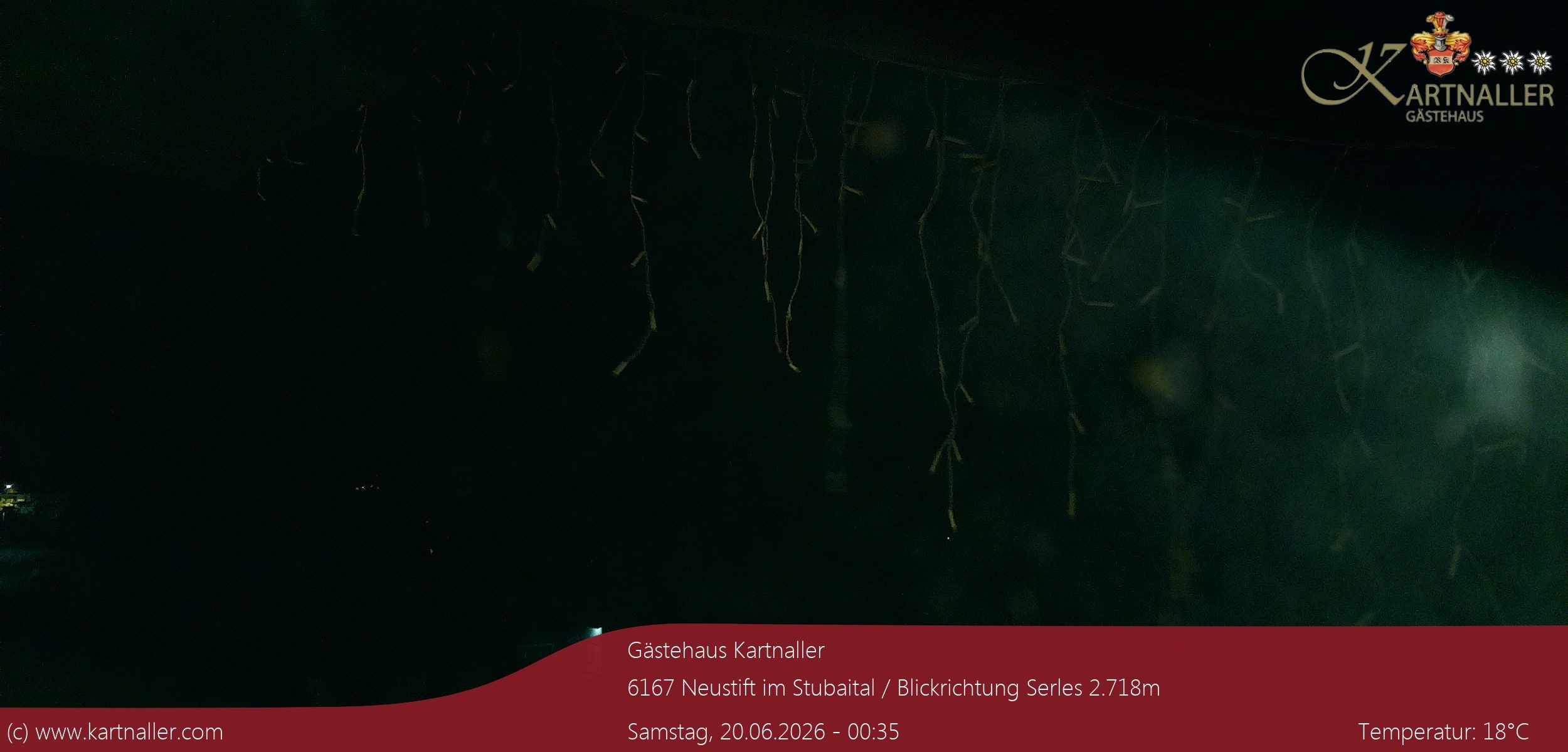Archiv Foto Webcam Blick Neustift und Serles / Stubaital