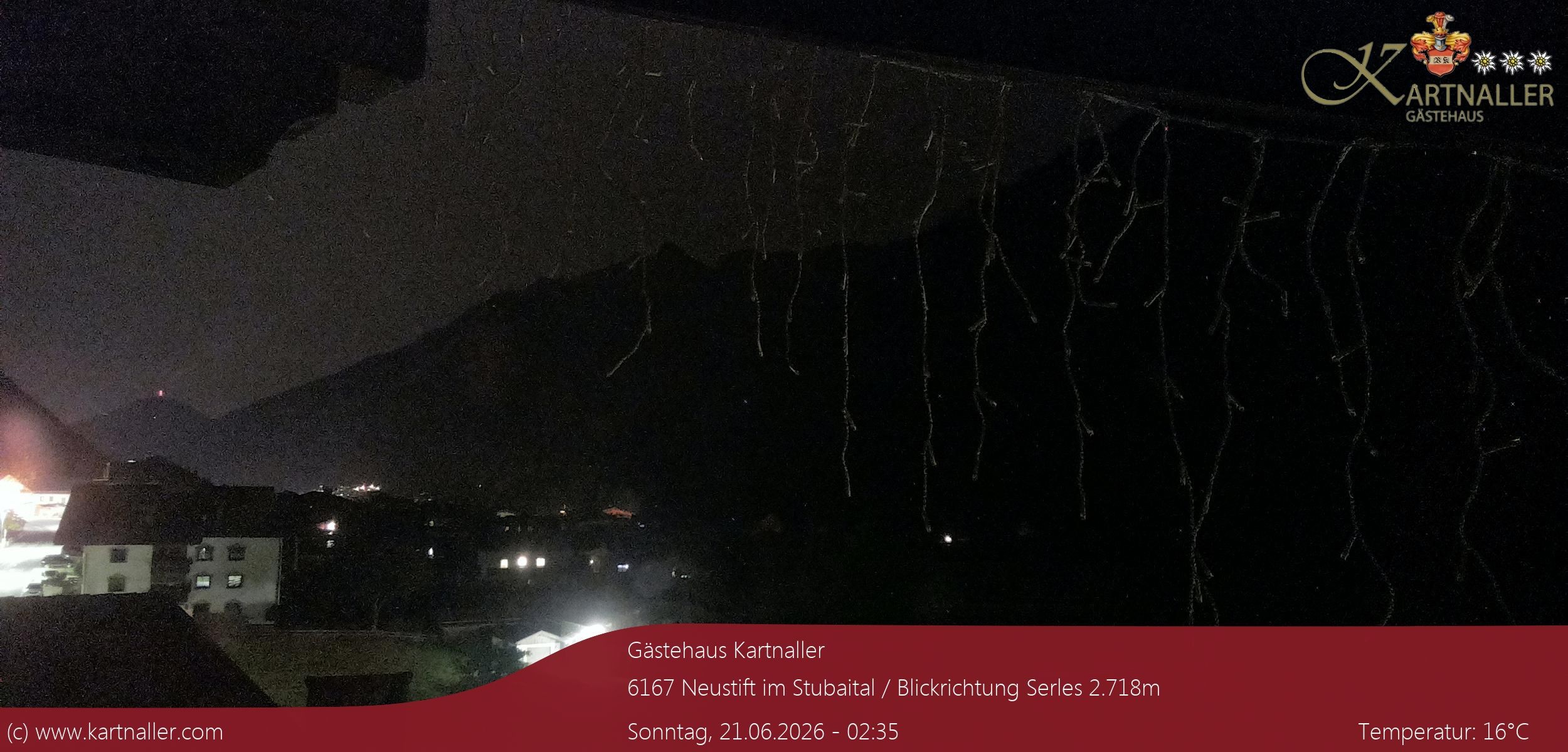Archiv Foto Webcam Blick Neustift und Serles / Stubaital