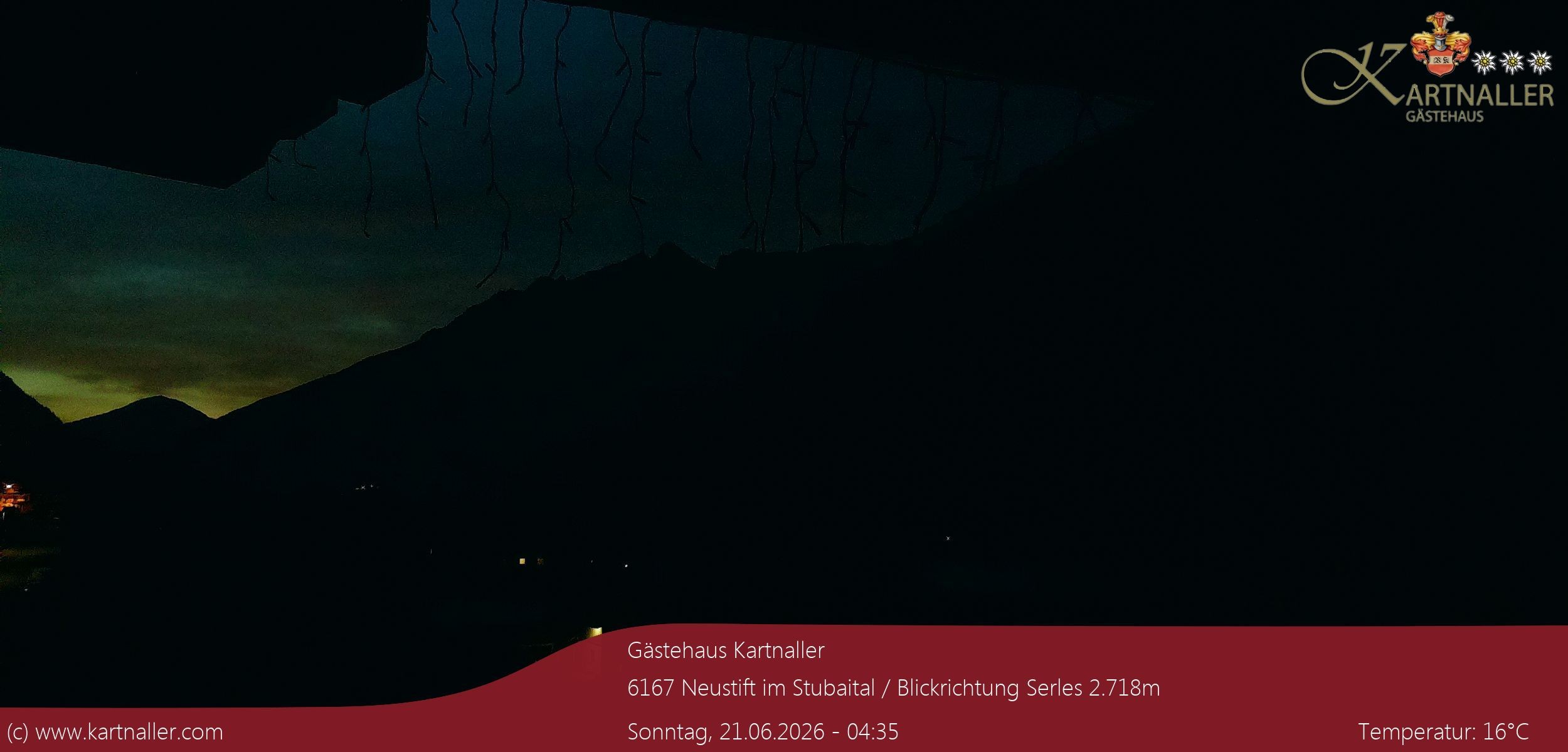 Archiv Foto Webcam Blick Neustift und Serles / Stubaital