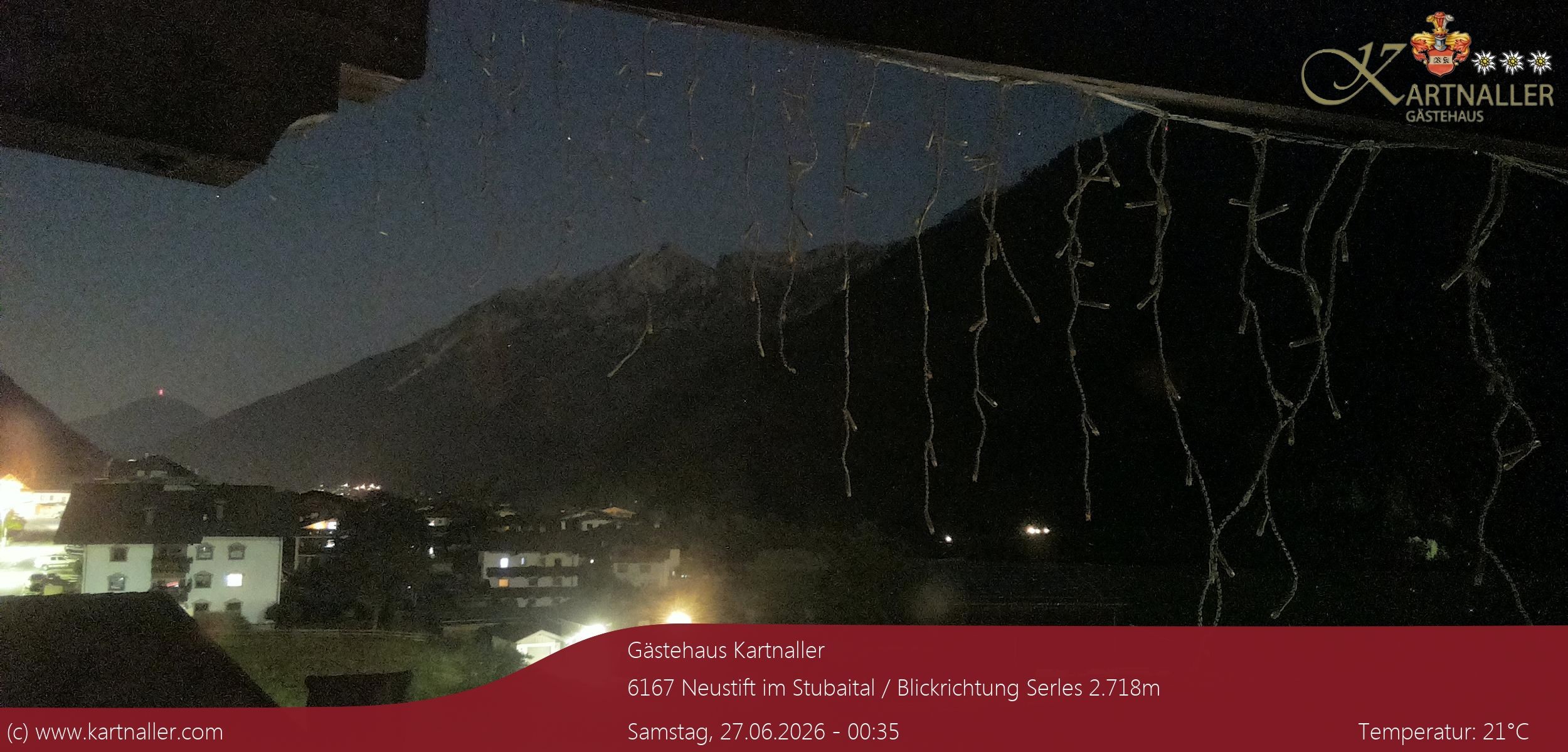 Archiv Foto Webcam Blick Neustift und Serles / Stubaital
