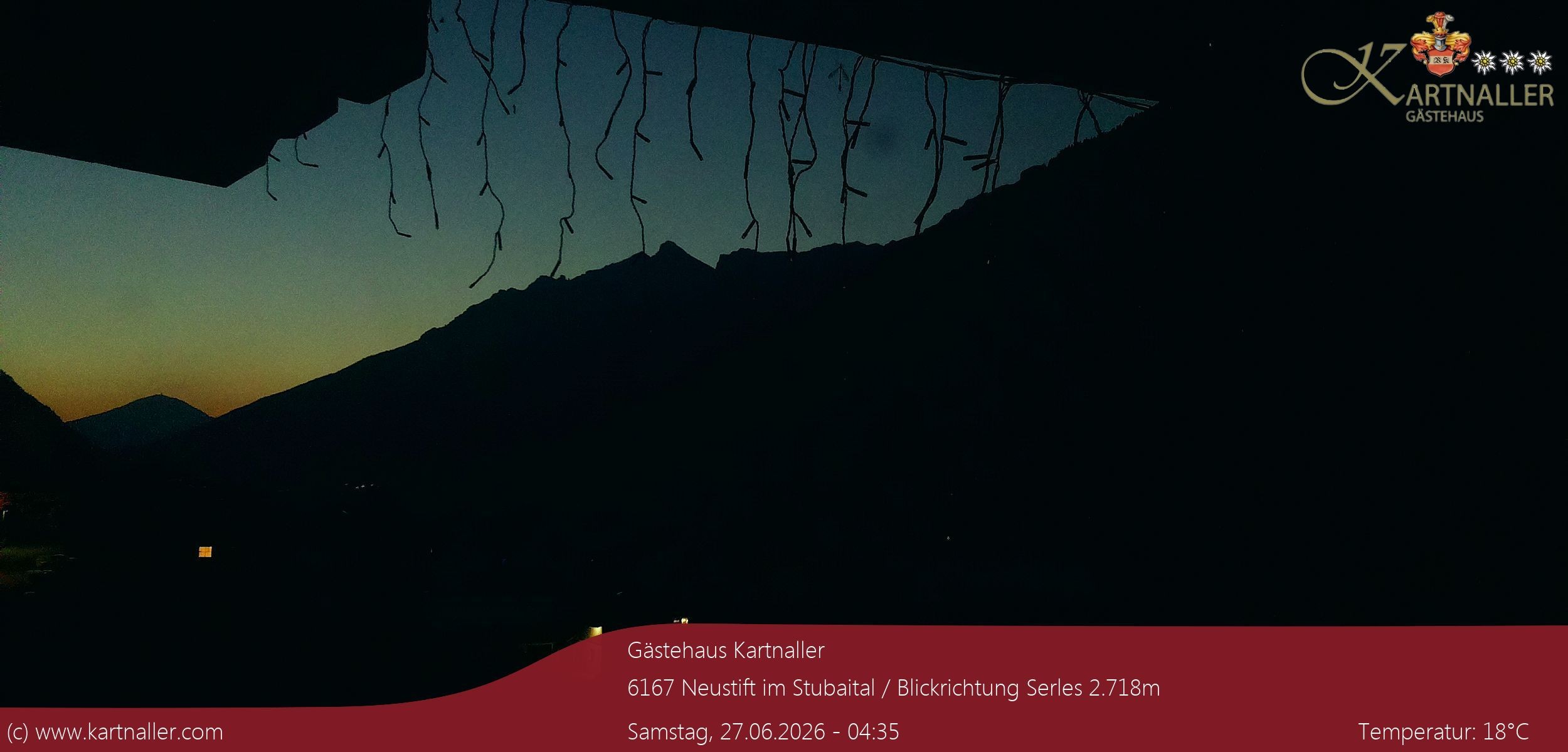 Archiv Foto Webcam Blick Neustift und Serles / Stubaital