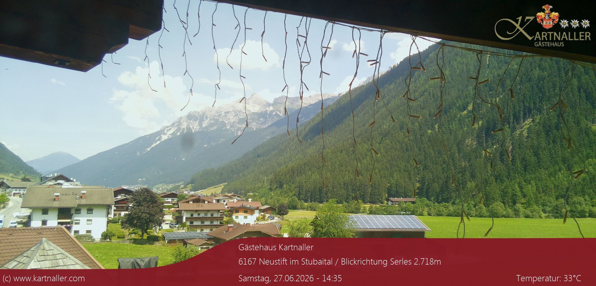 Archiv Foto Webcam Blick Neustift und Serles / Stubaital