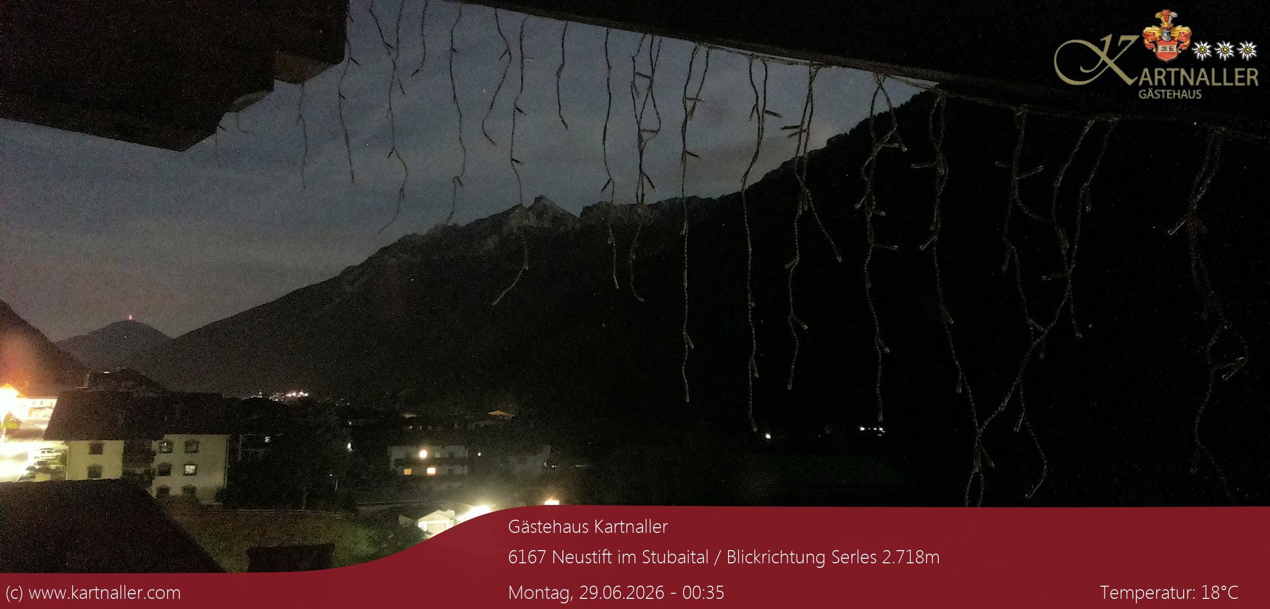 Archived image Webcam View to Neustift and Serles