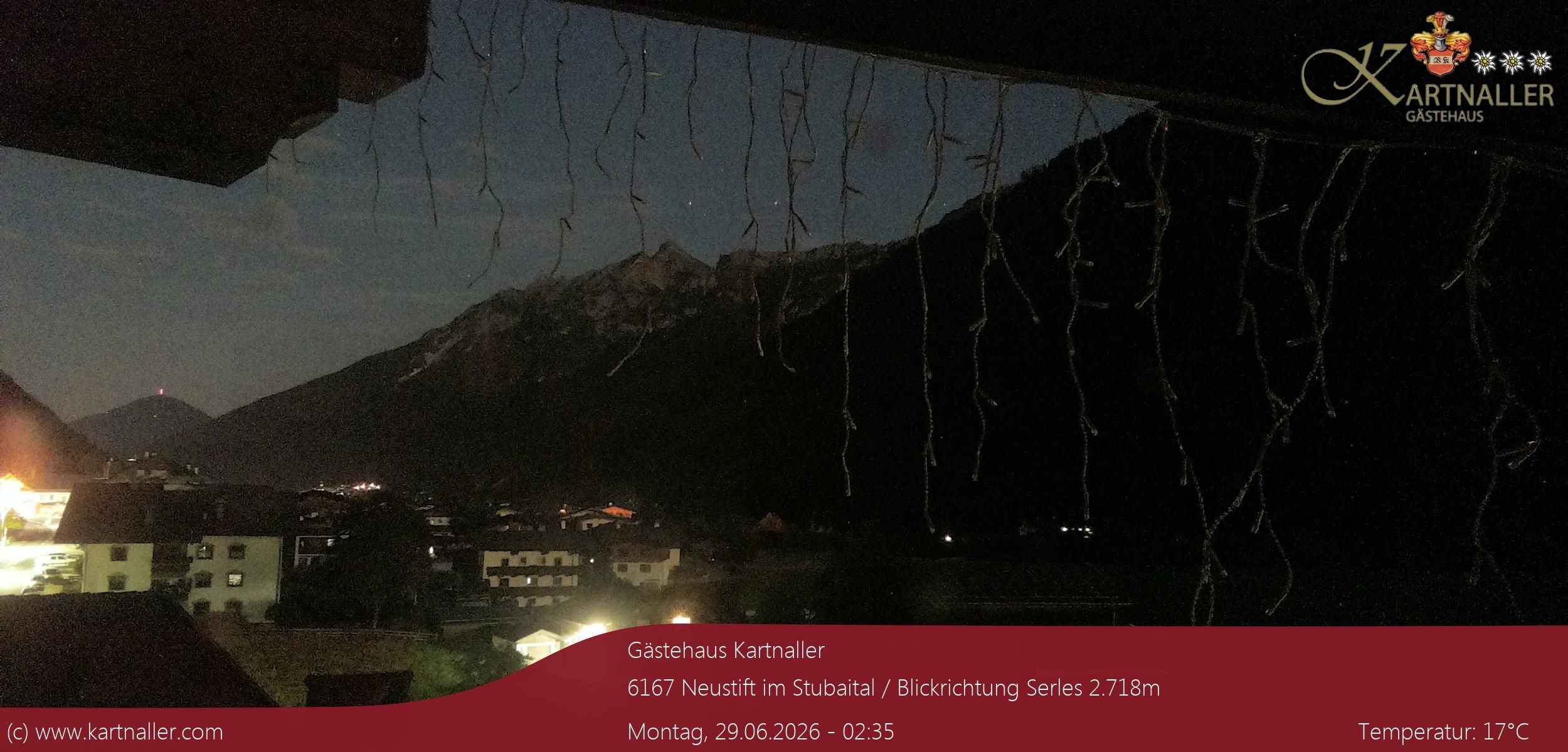 Archived image Webcam View to Neustift and Serles