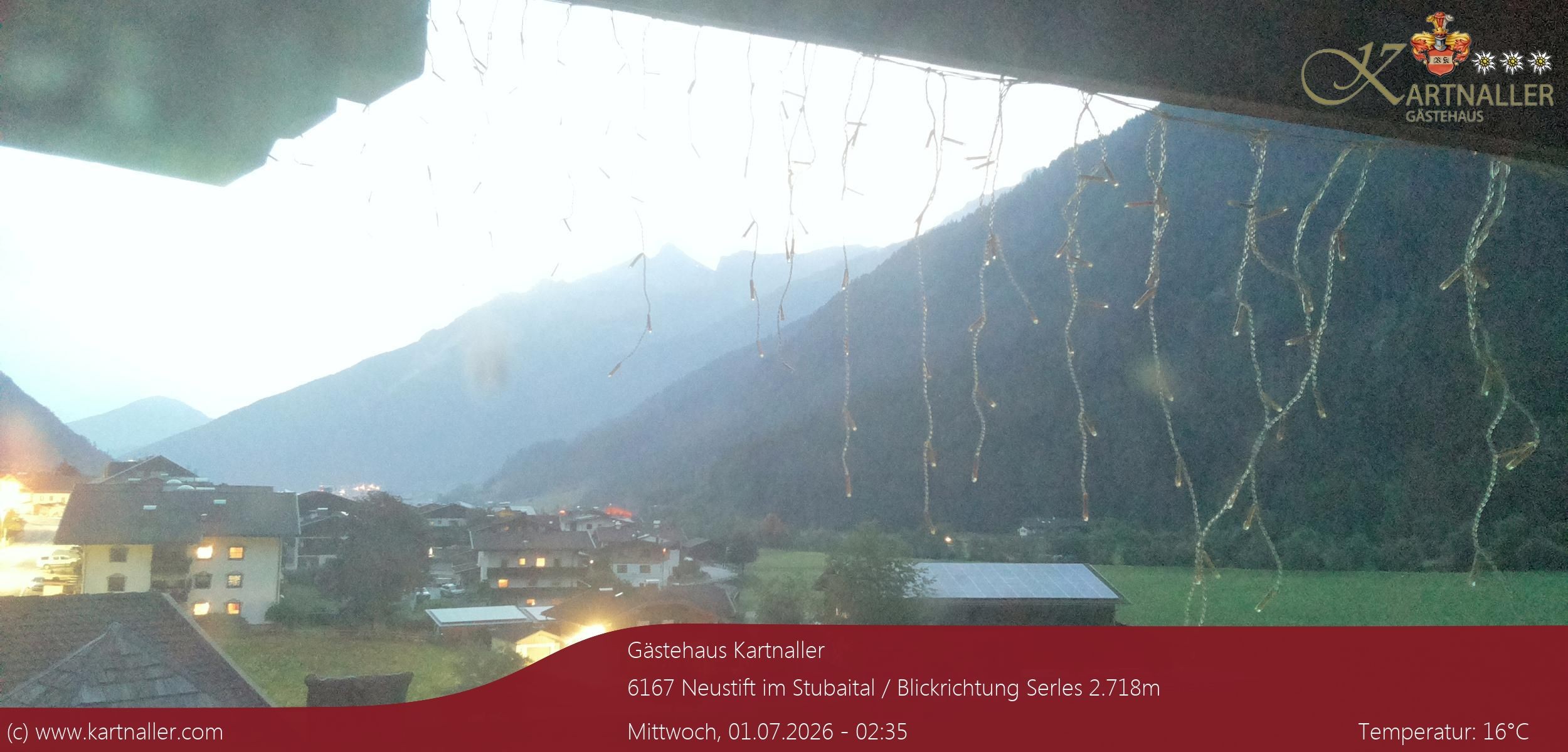 Archiv Foto Webcam Blick Neustift und Serles / Stubaital