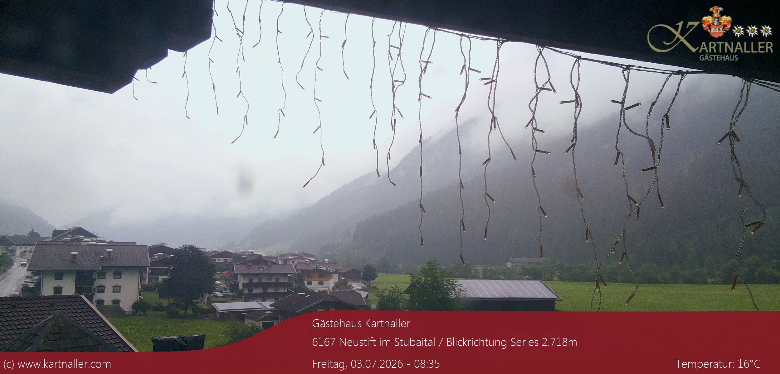 Archiv Foto Webcam Blick Neustift und Serles / Stubaital