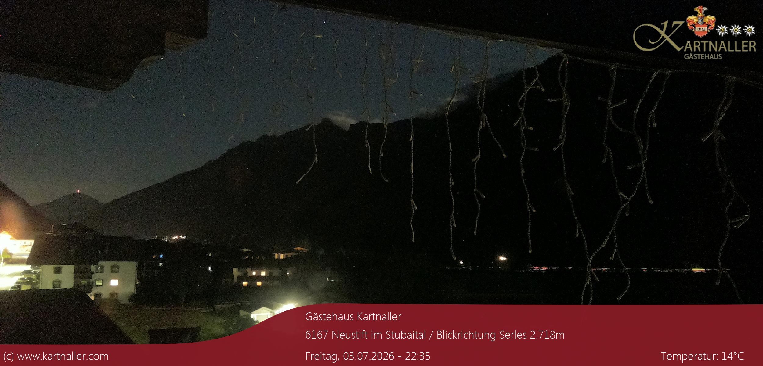 Archiv Foto Webcam Blick Neustift und Serles / Stubaital