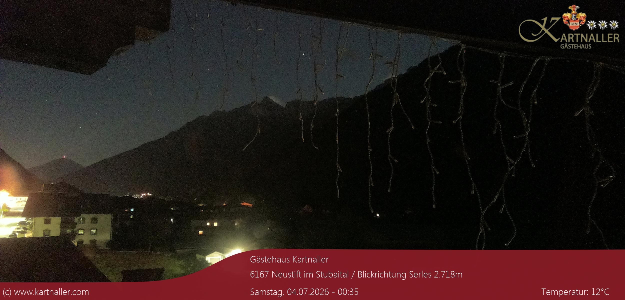 Archiv Foto Webcam Blick Neustift und Serles / Stubaital