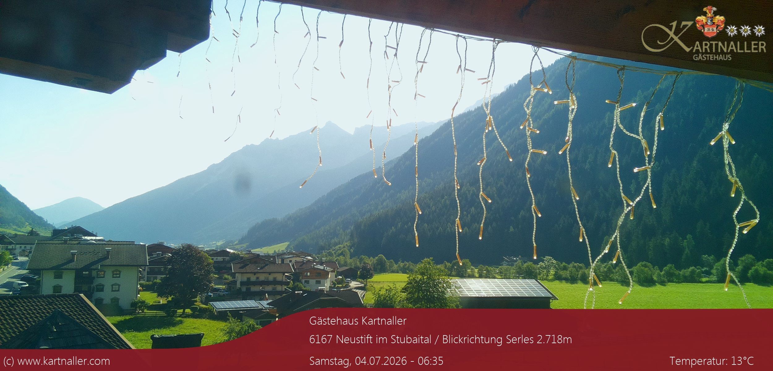 Archived image Webcam View to Neustift and Serles