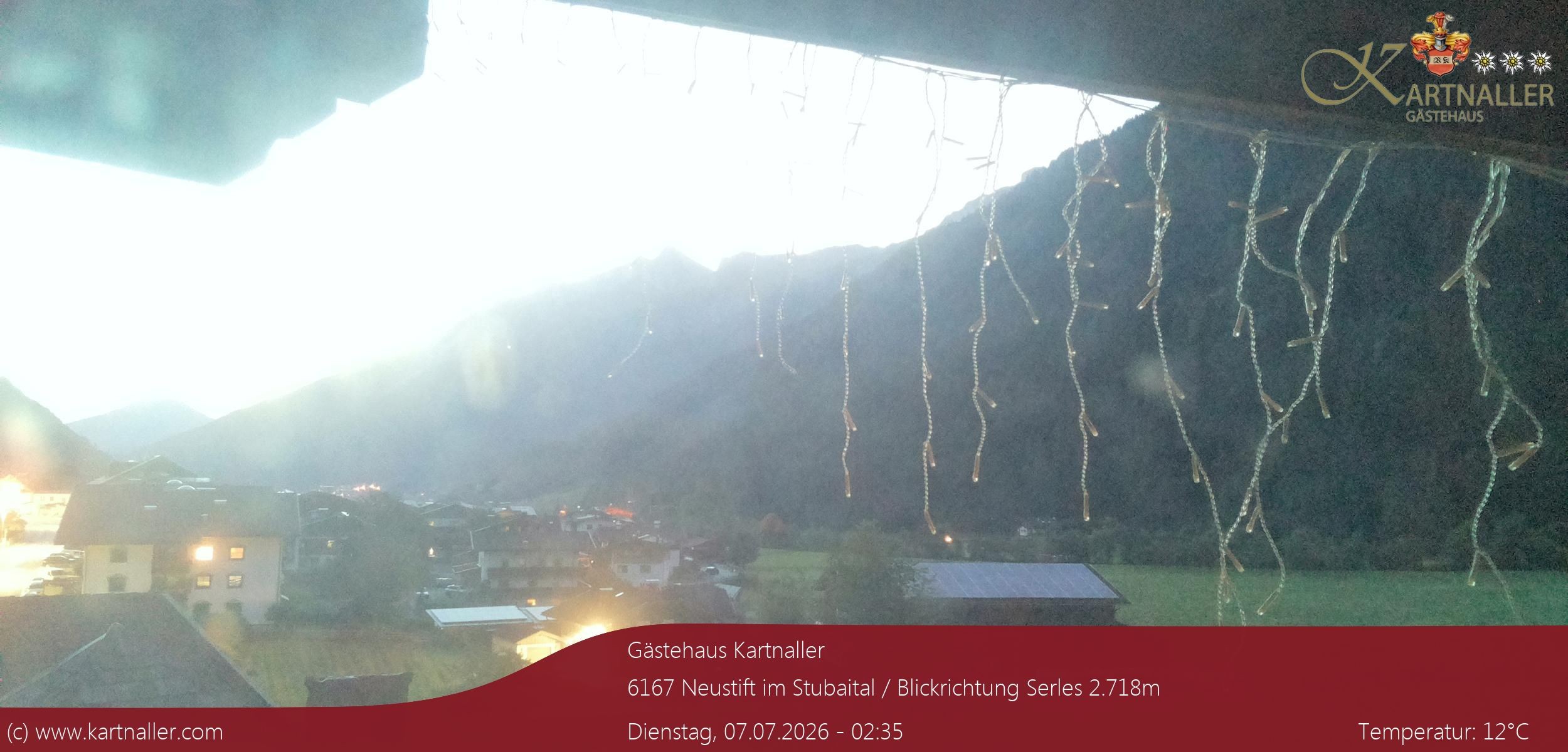 Archiv Foto Webcam Blick Neustift und Serles / Stubaital