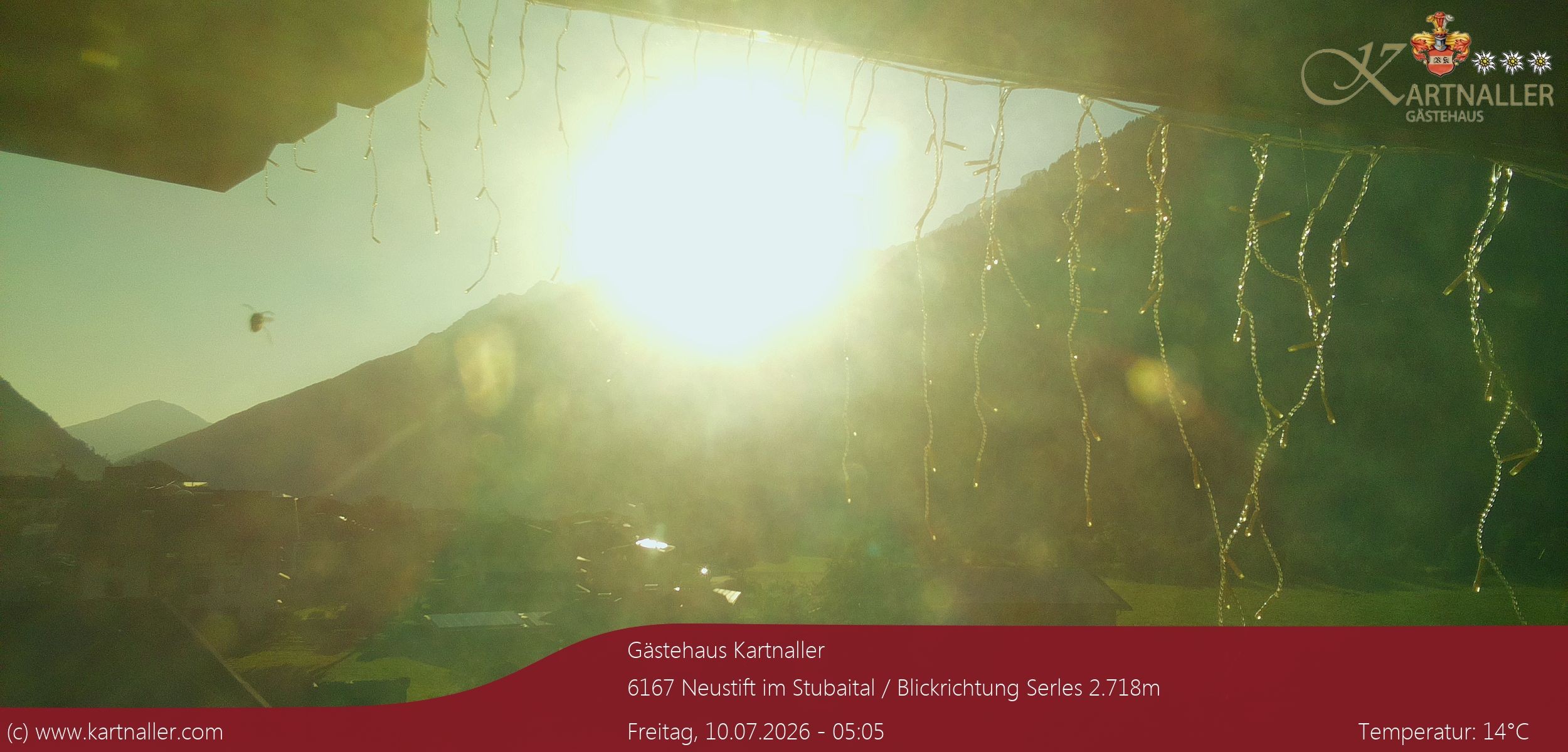 Archived image Webcam View to Neustift and Serles