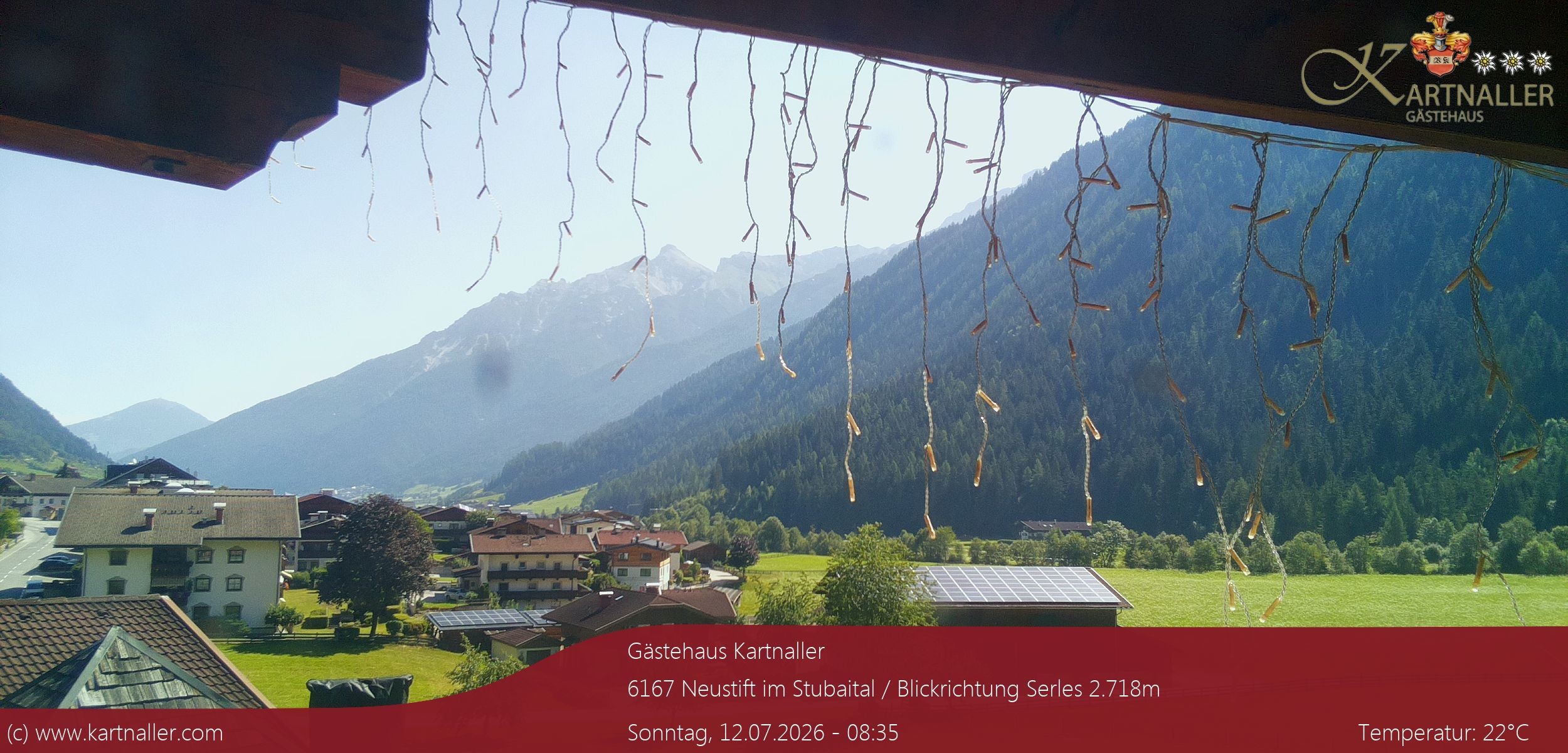 Archived image Webcam View to Neustift and Serles