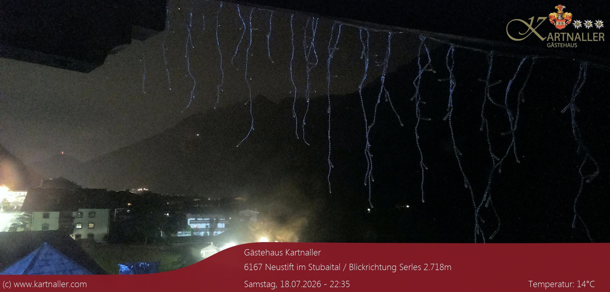 Archiv Foto Webcam Blick Neustift und Serles / Stubaital