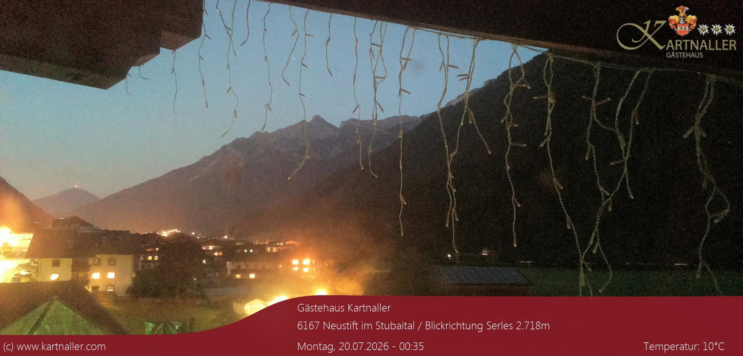 Archiv Foto Webcam Blick Neustift und Serles / Stubaital