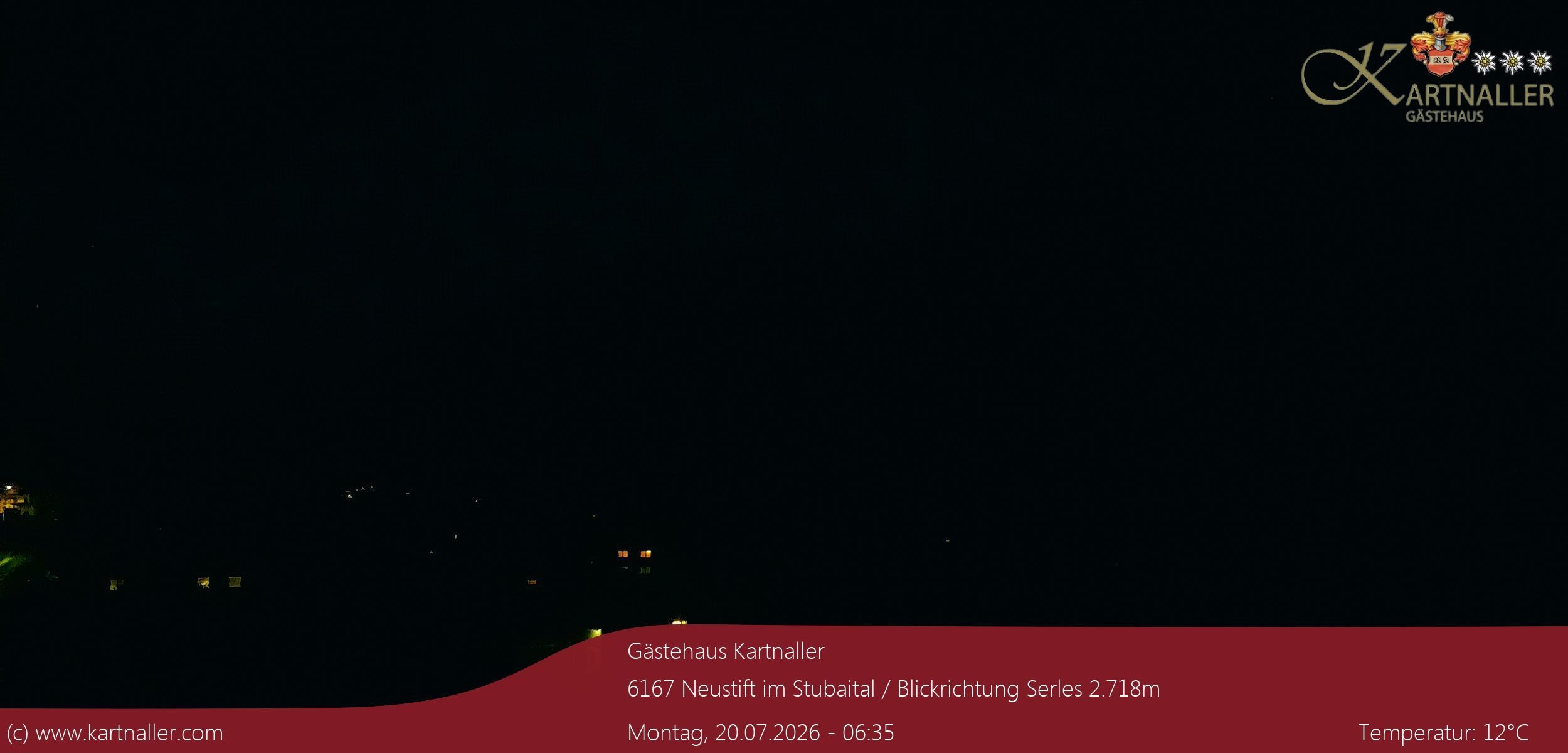 Archiv Foto Webcam Blick Neustift und Serles / Stubaital